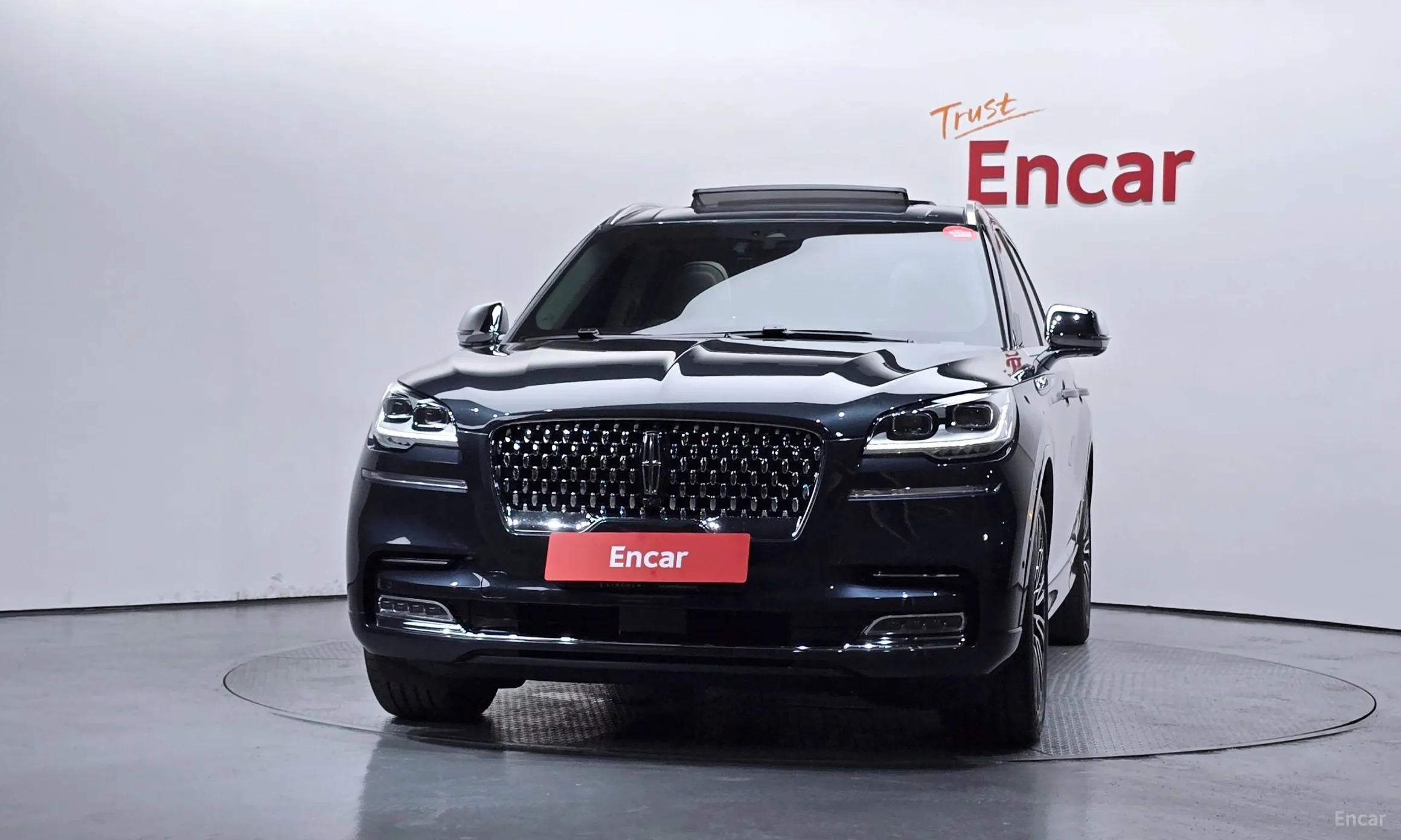 Lincoln Aviator 2nd Generation превью 3