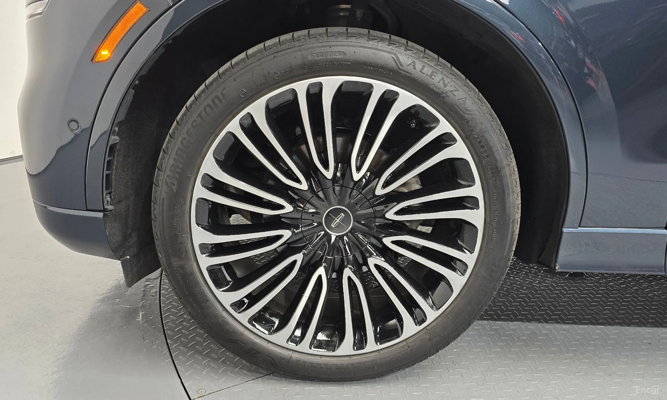 Lincoln Aviator 2nd Generation превью 5