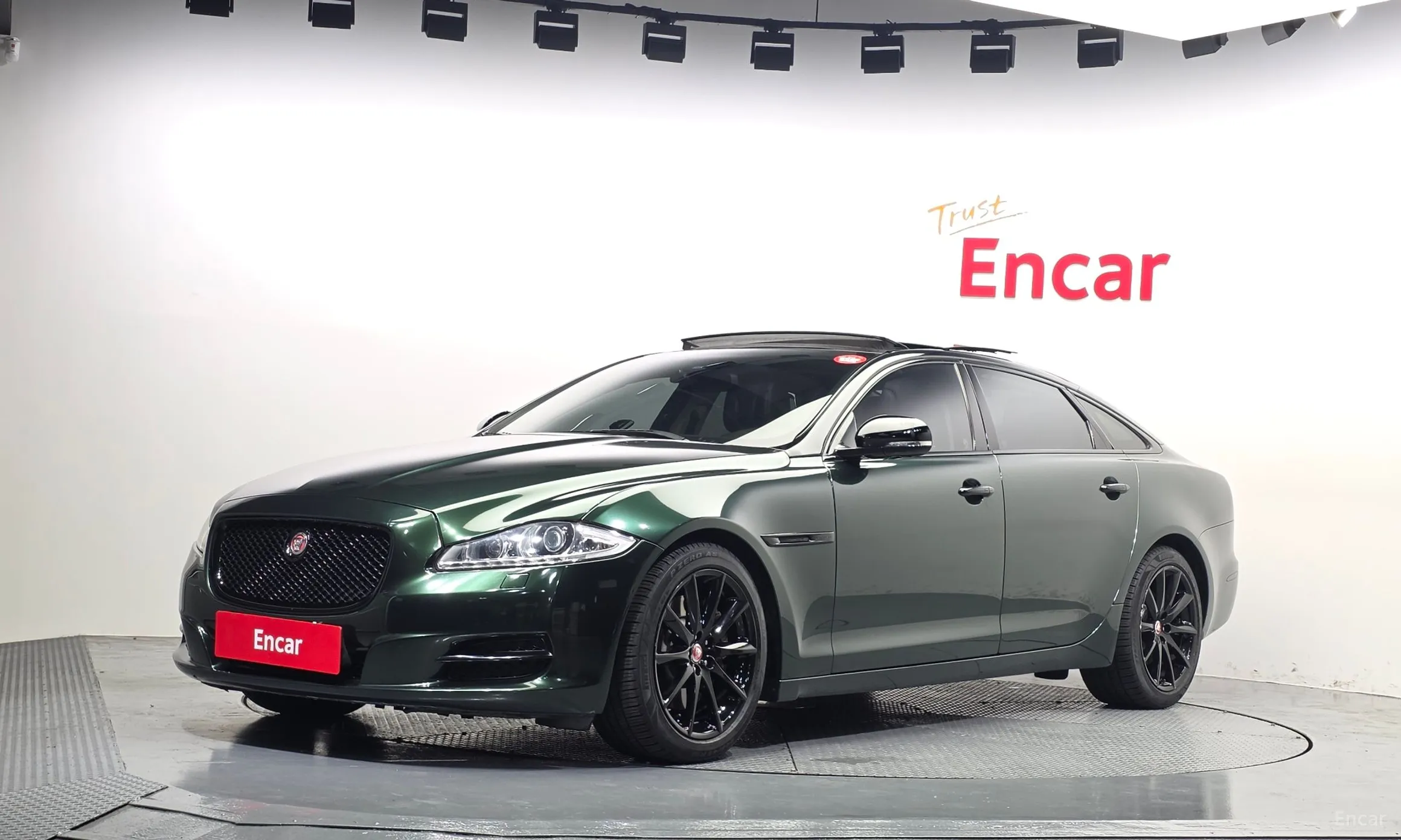 Jaguar All New XJ