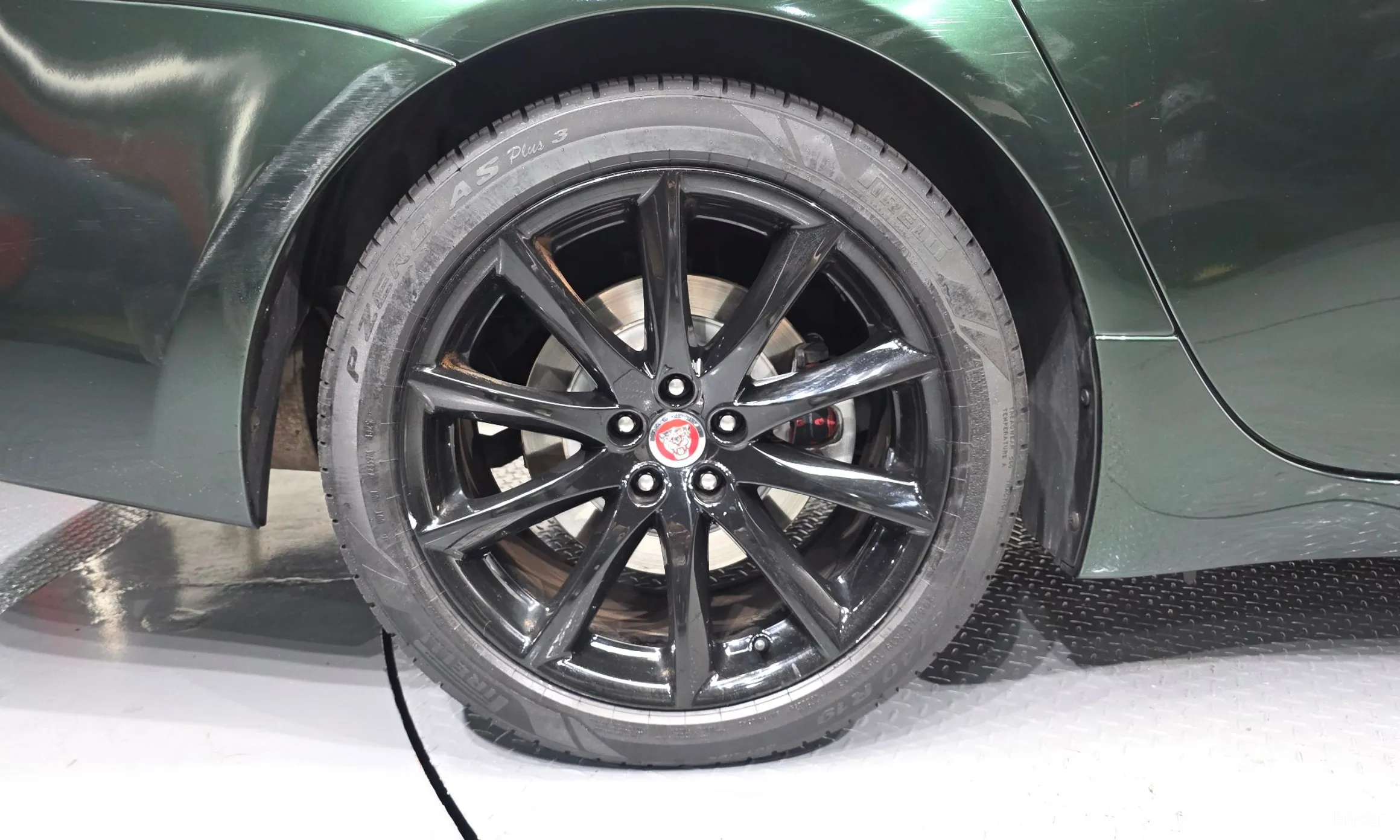 Jaguar All New XJ превью 5