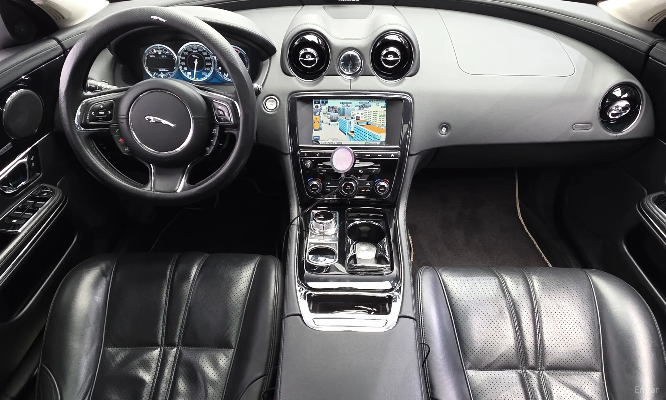 Jaguar All New XJ превью 7