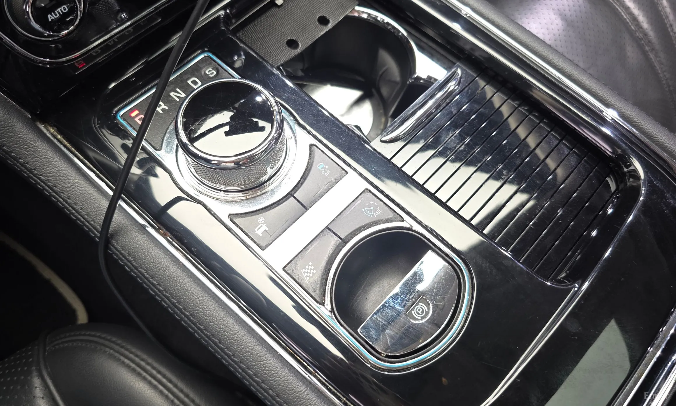 Jaguar All New XJ превью 9