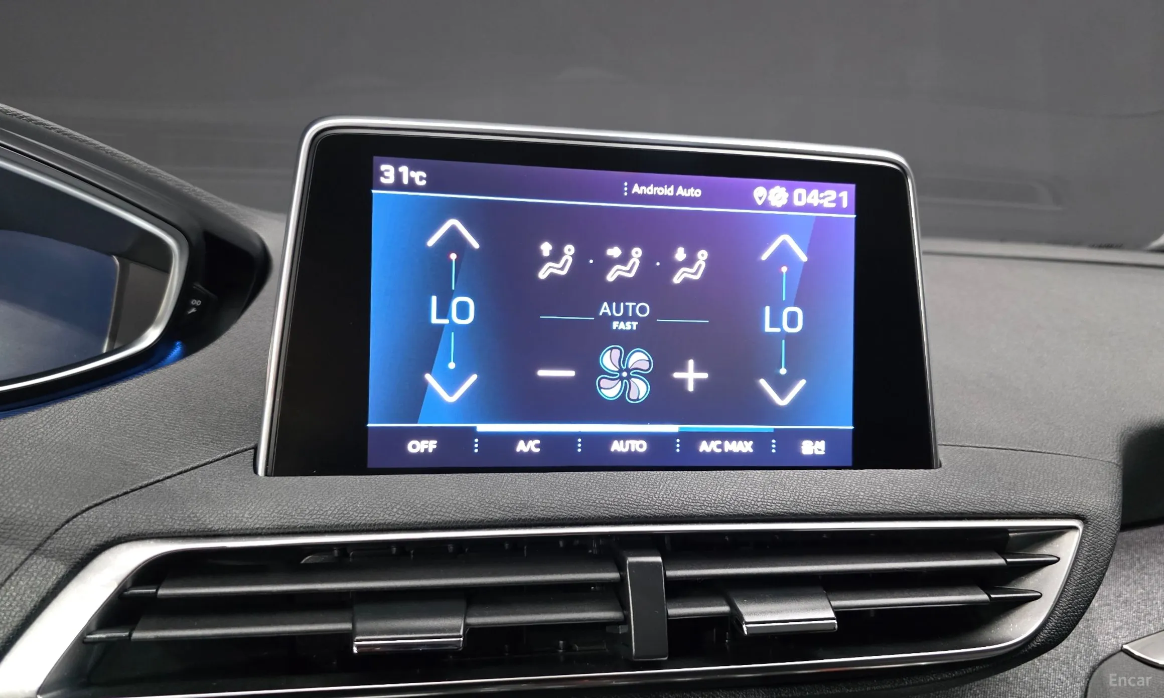 Peugeot 3008 2nd generation превью 14