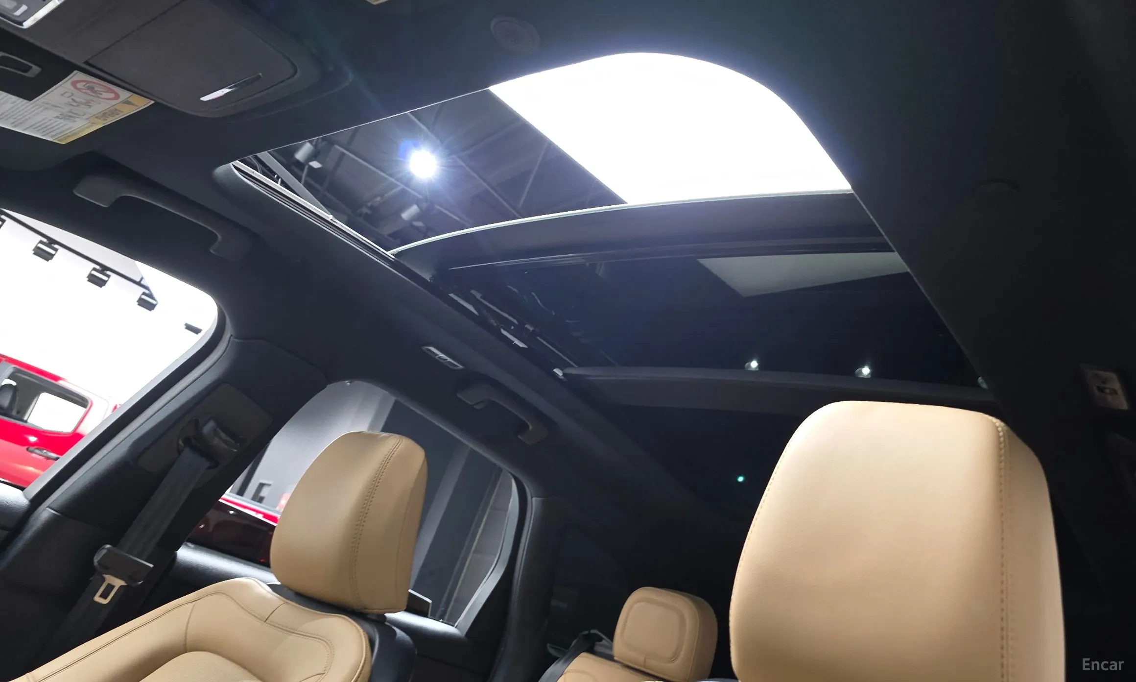 Lincoln Corsair превью 16