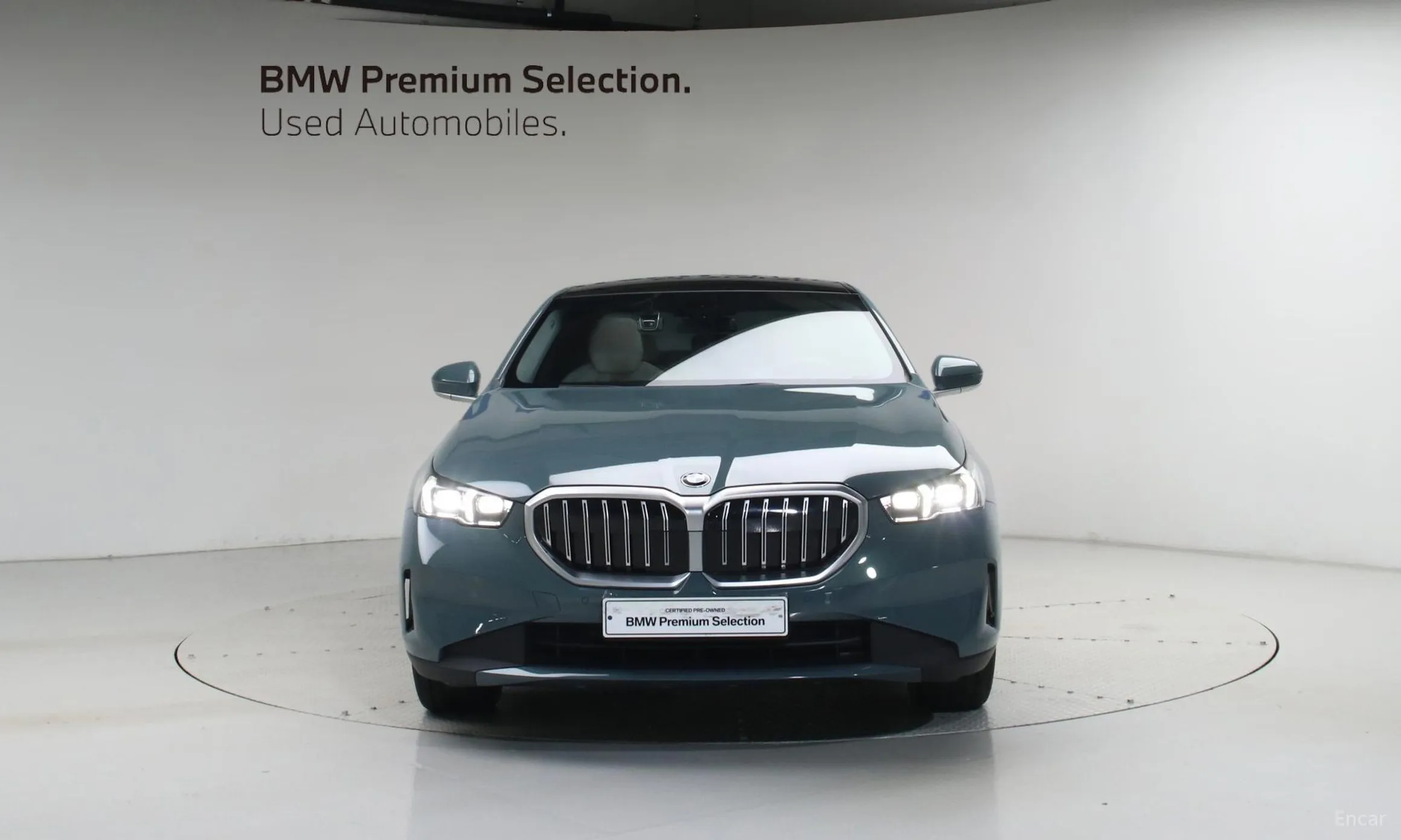 BMW 5 Series (G60)