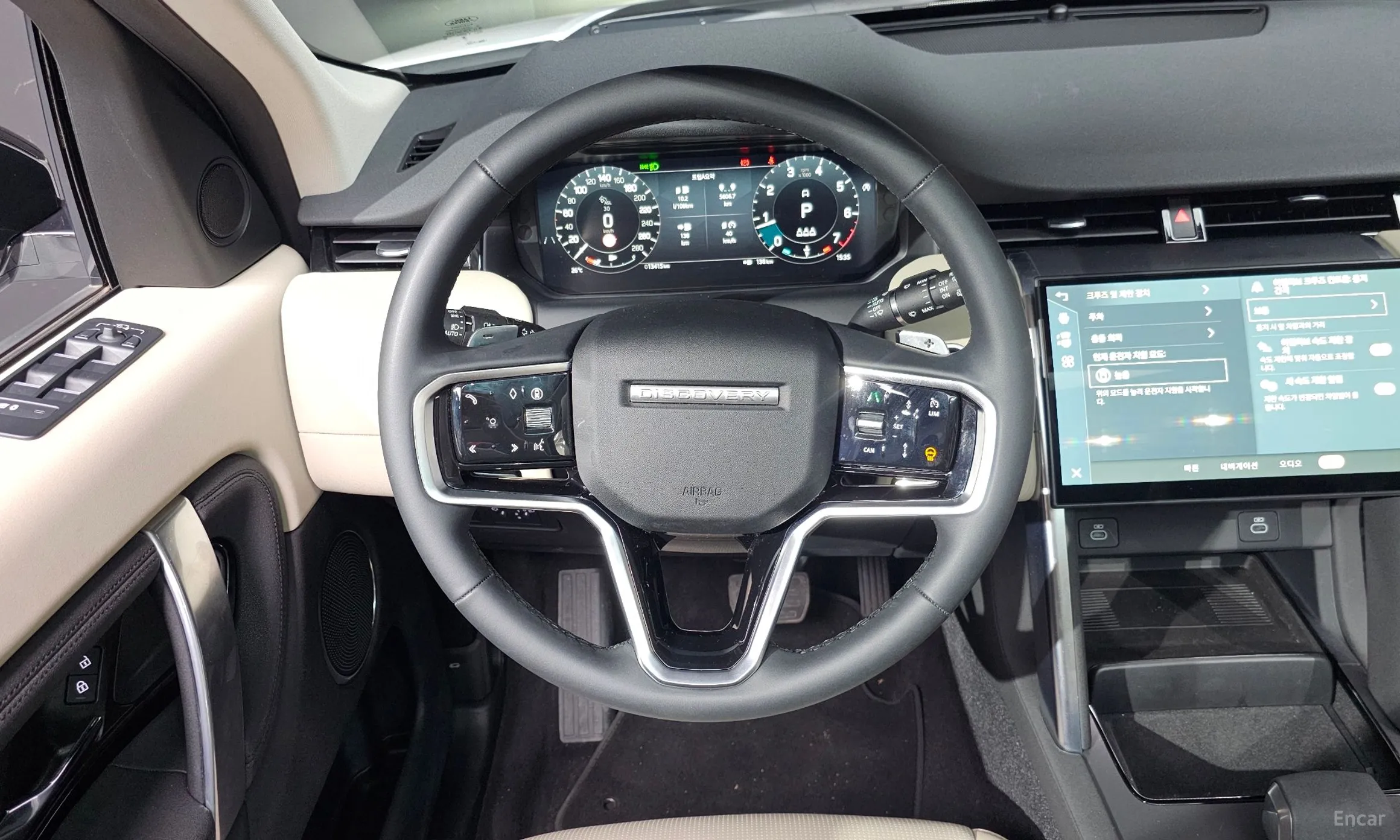 Land Rover Discovery Sports превью 13