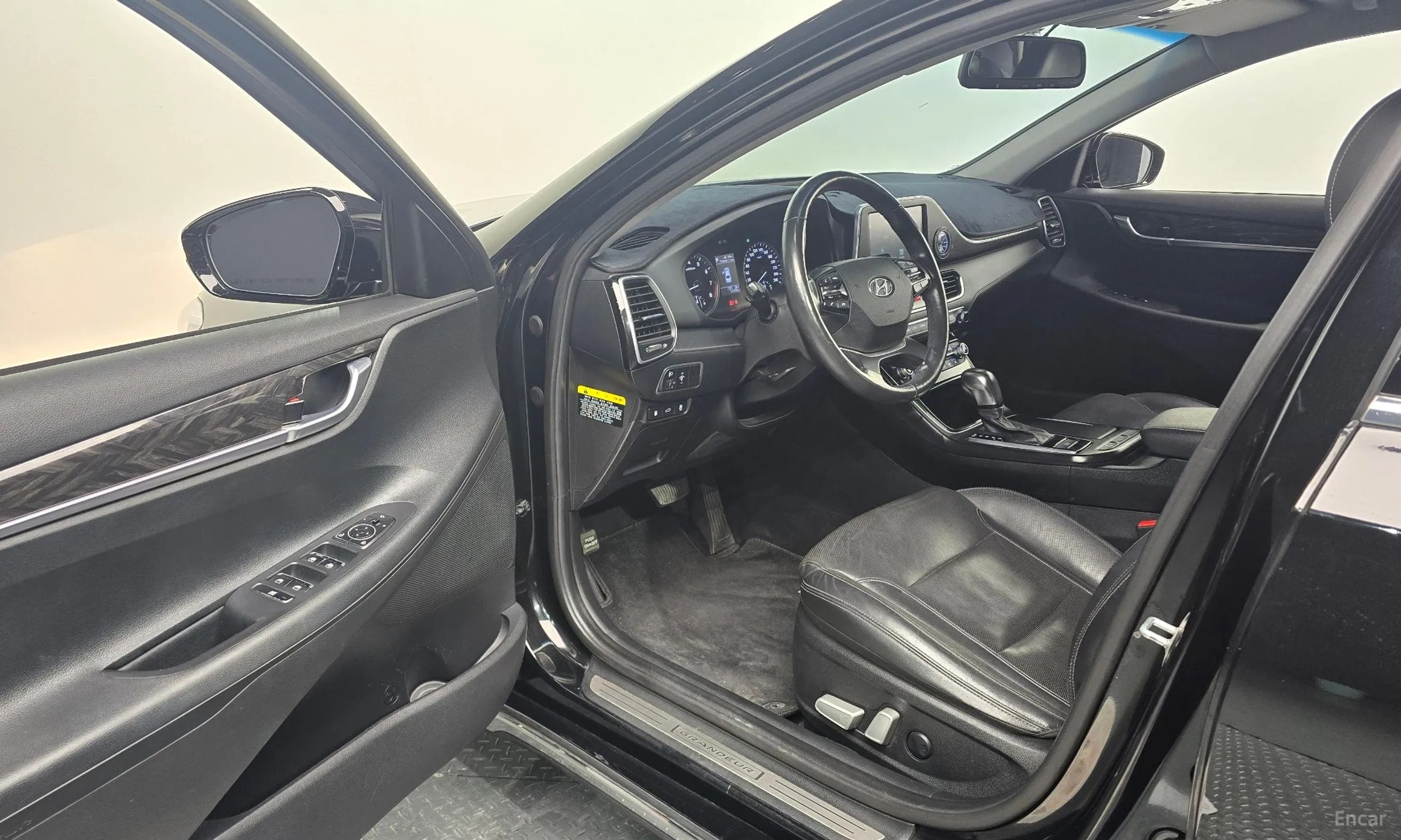 Hyundai Grandeur IG превью 10