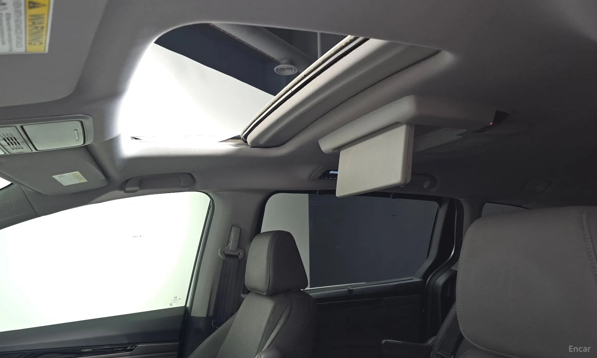 Honda Odyssey превью 17