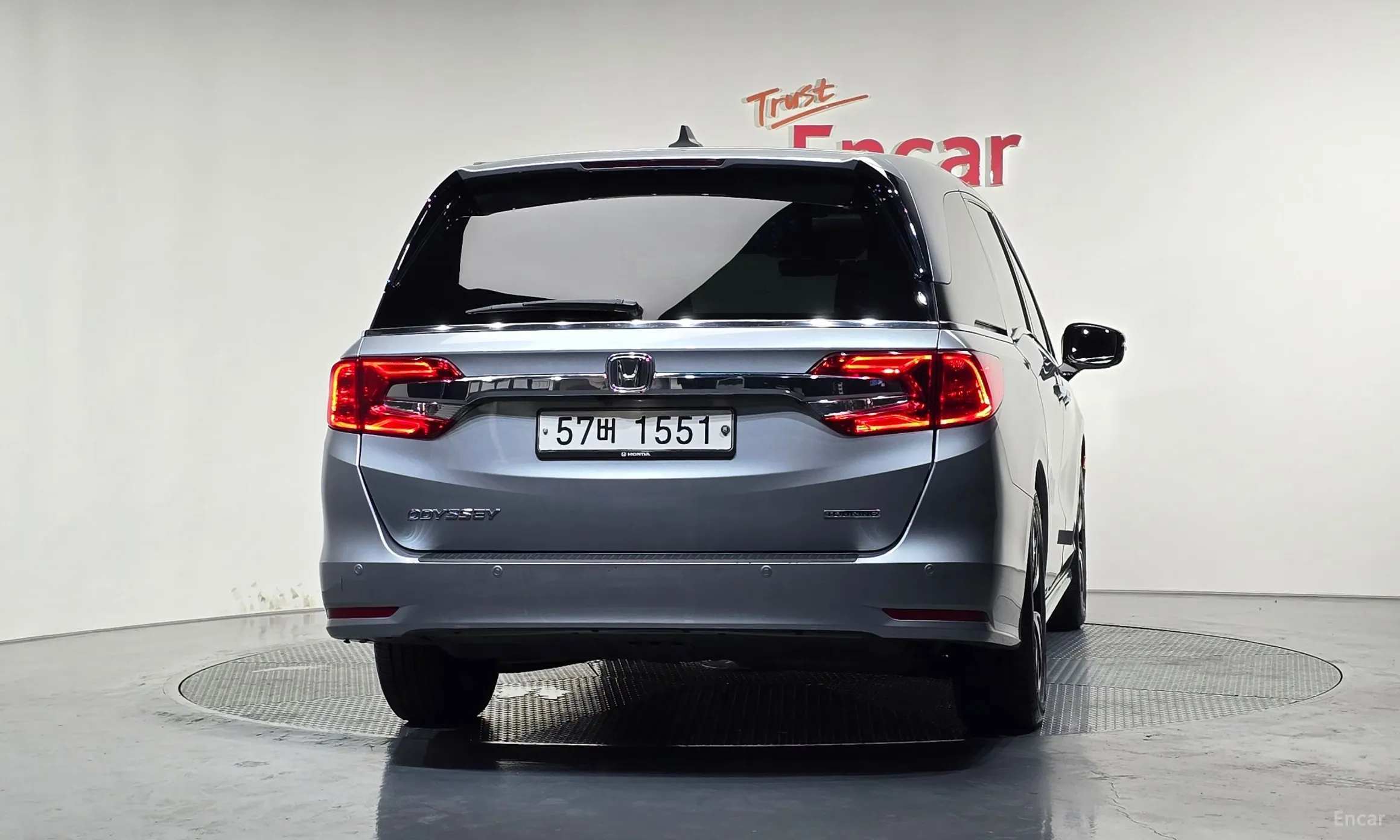 Honda Odyssey превью 4