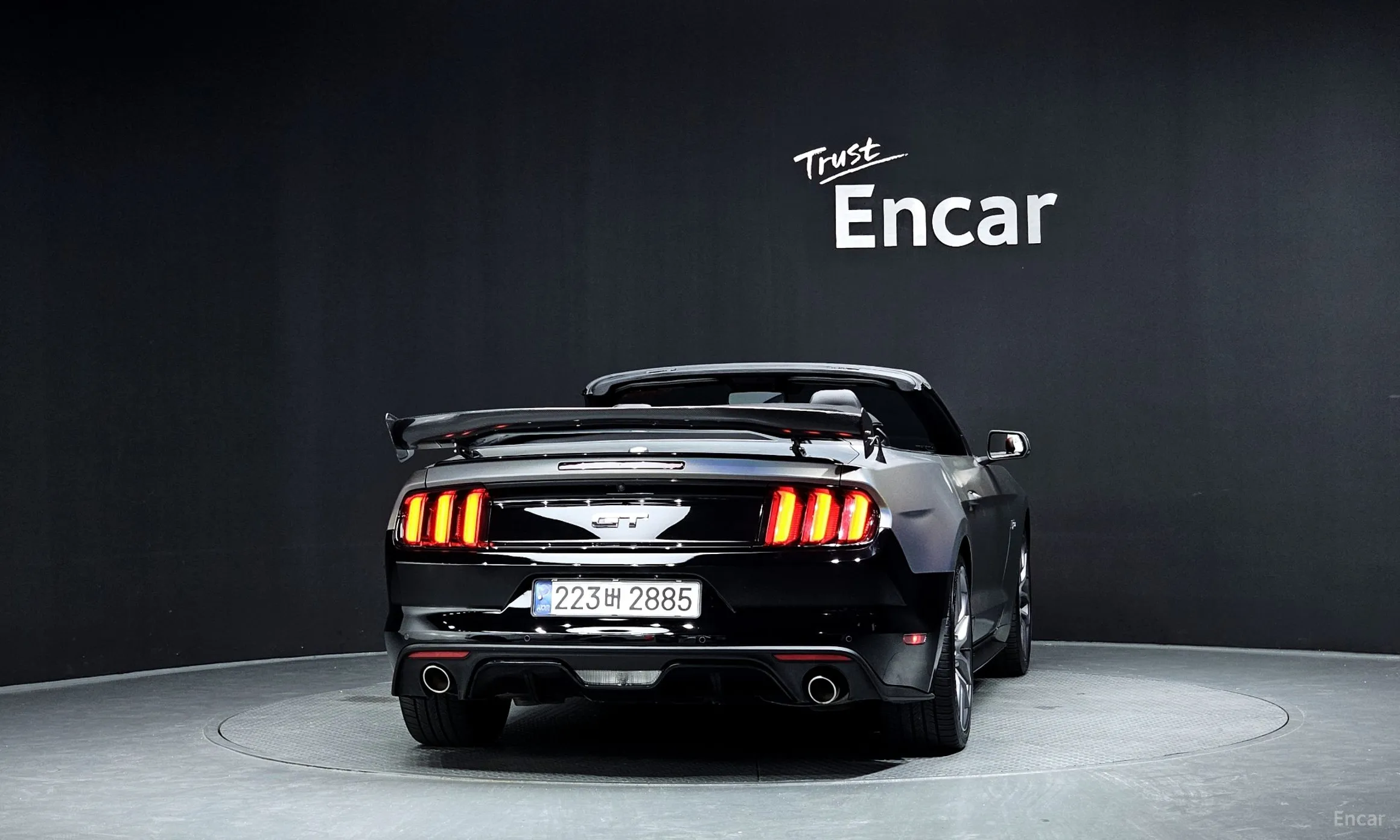 Ford Mustang превью 4