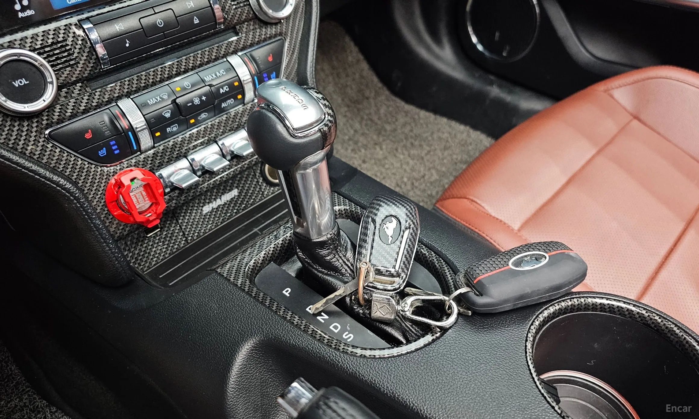 Ford Mustang превью 9