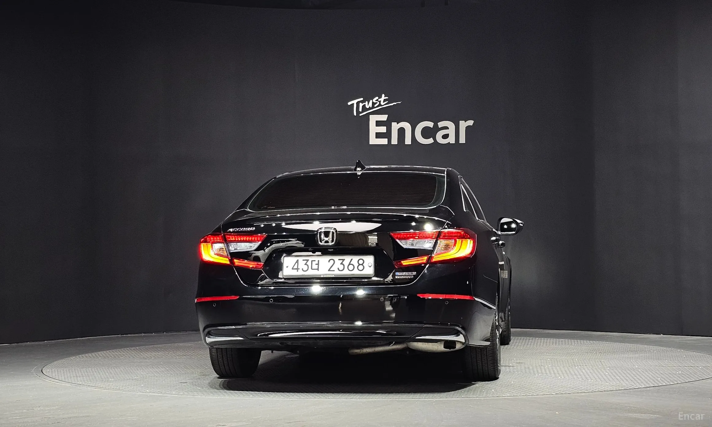 Honda Accord 10th Generation превью 4