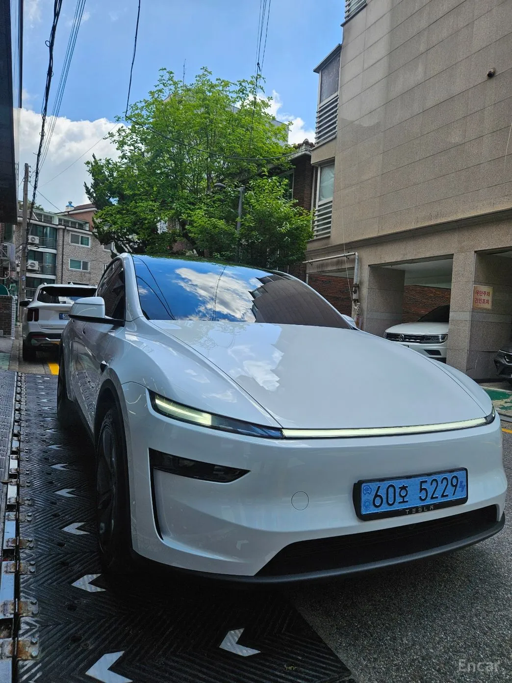 Tesla Model Y превью 3