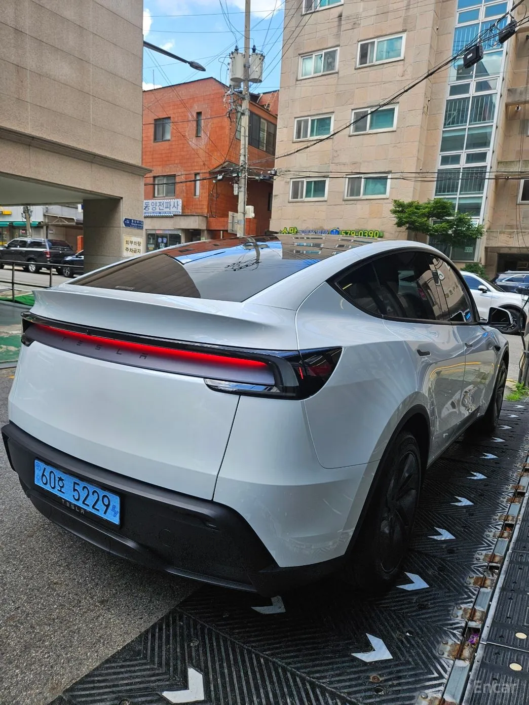 Tesla Model Y превью 4
