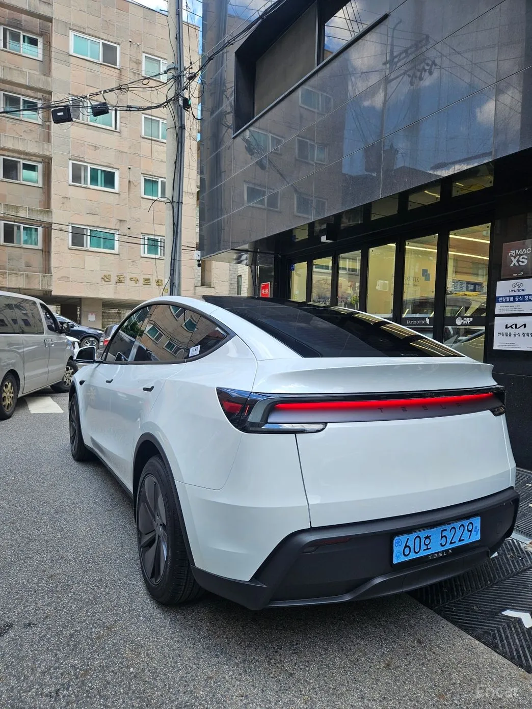 Tesla Model Y превью 5