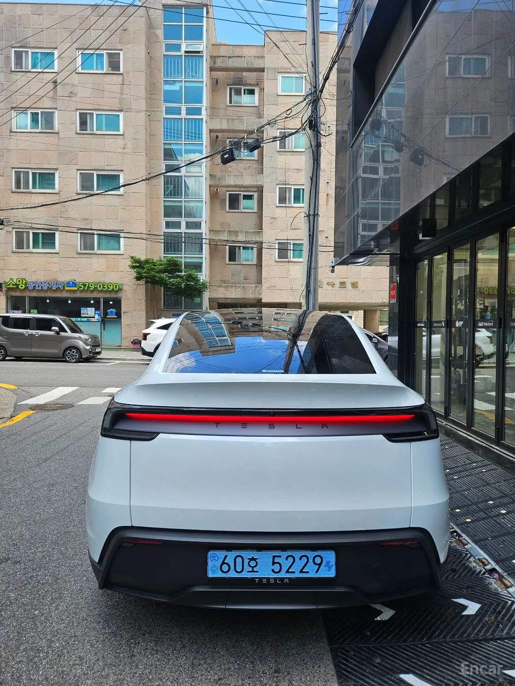 Tesla Model Y превью 6