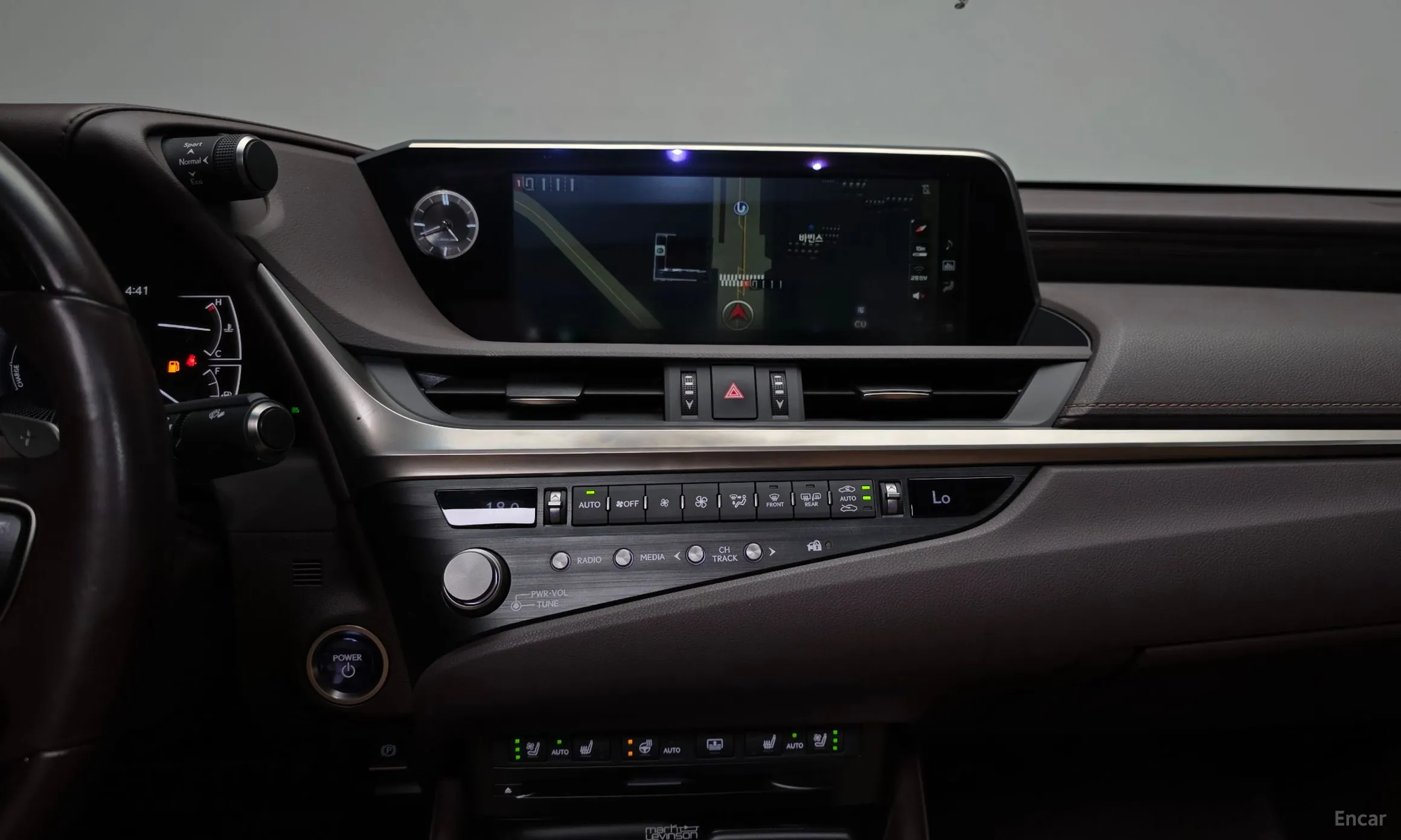 Lexus ES300h 7th Generation превью 13