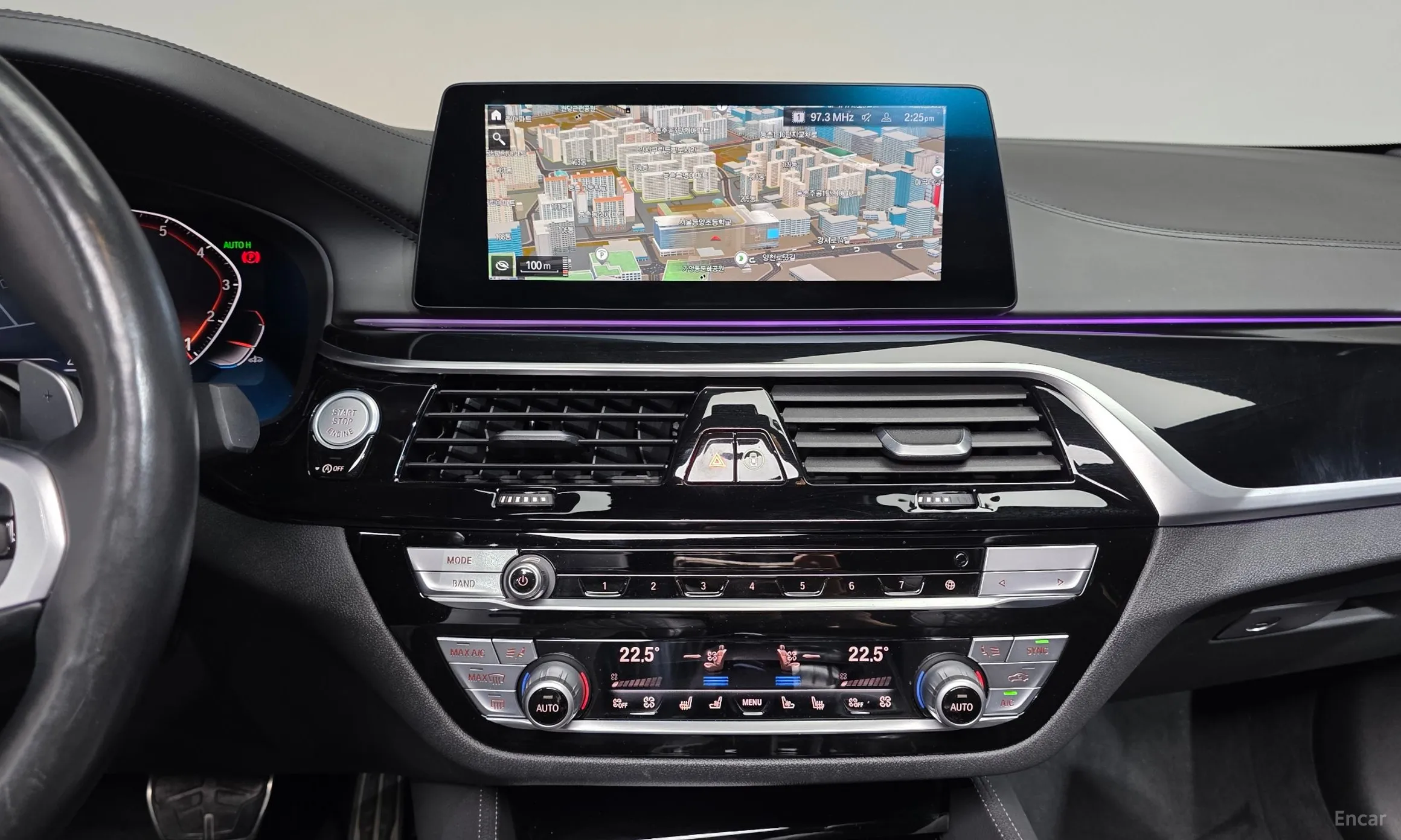 BMW 5 Series (G30) превью 13