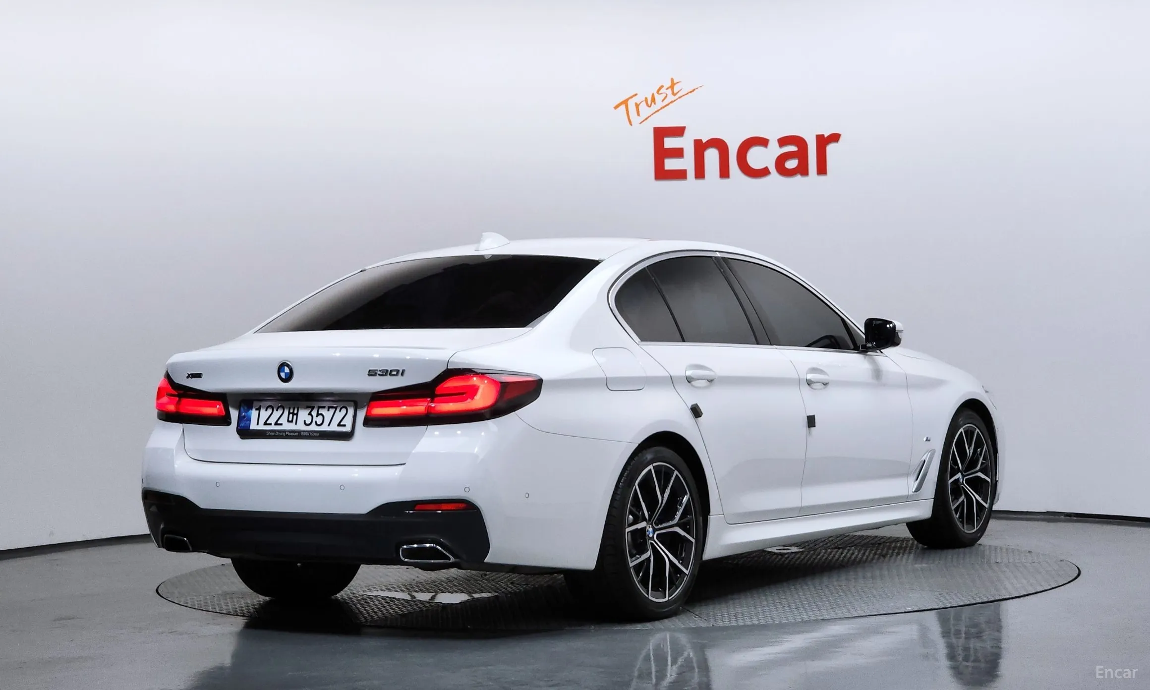 BMW 5 Series (G30)