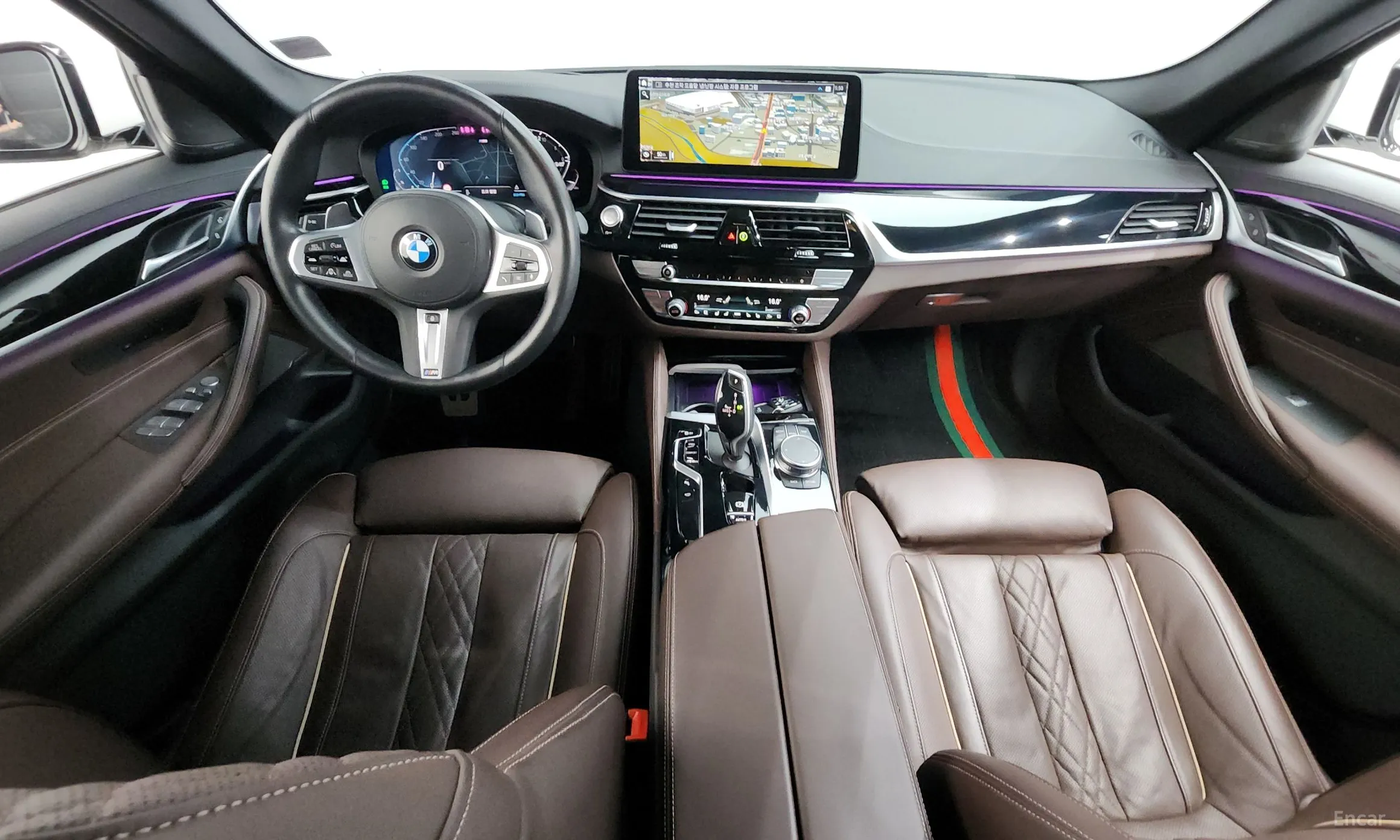 BMW 5 Series (G30) превью 7