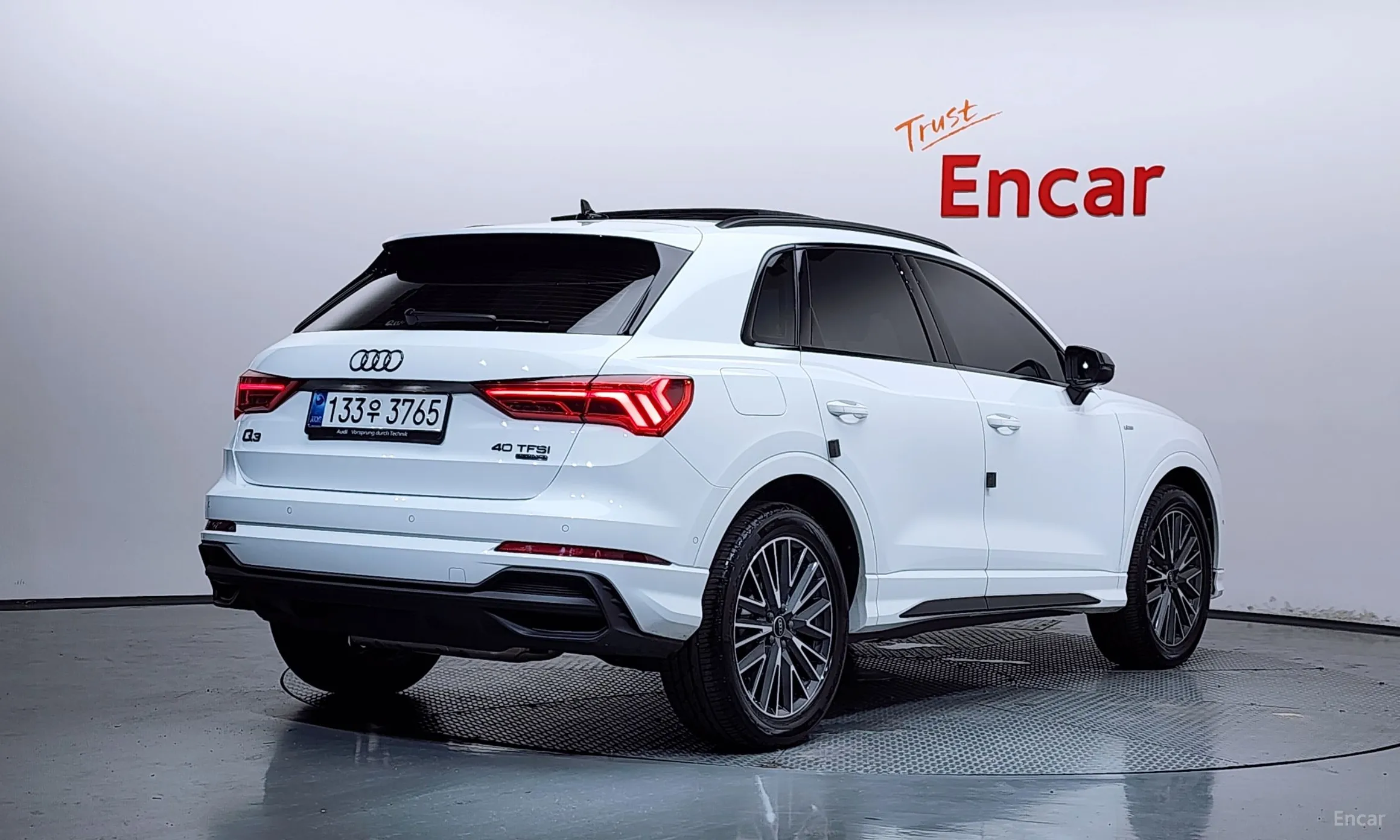 Audi Q3 (F3)