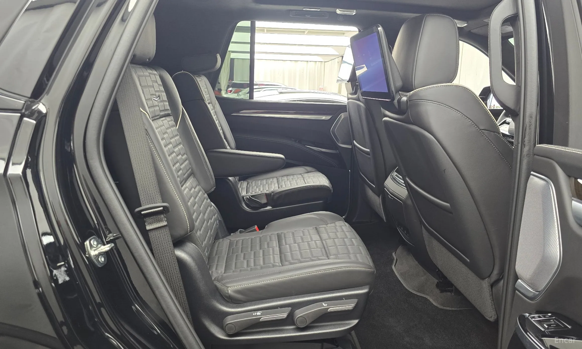 Cadillac Escalade 5th Generation превью 12