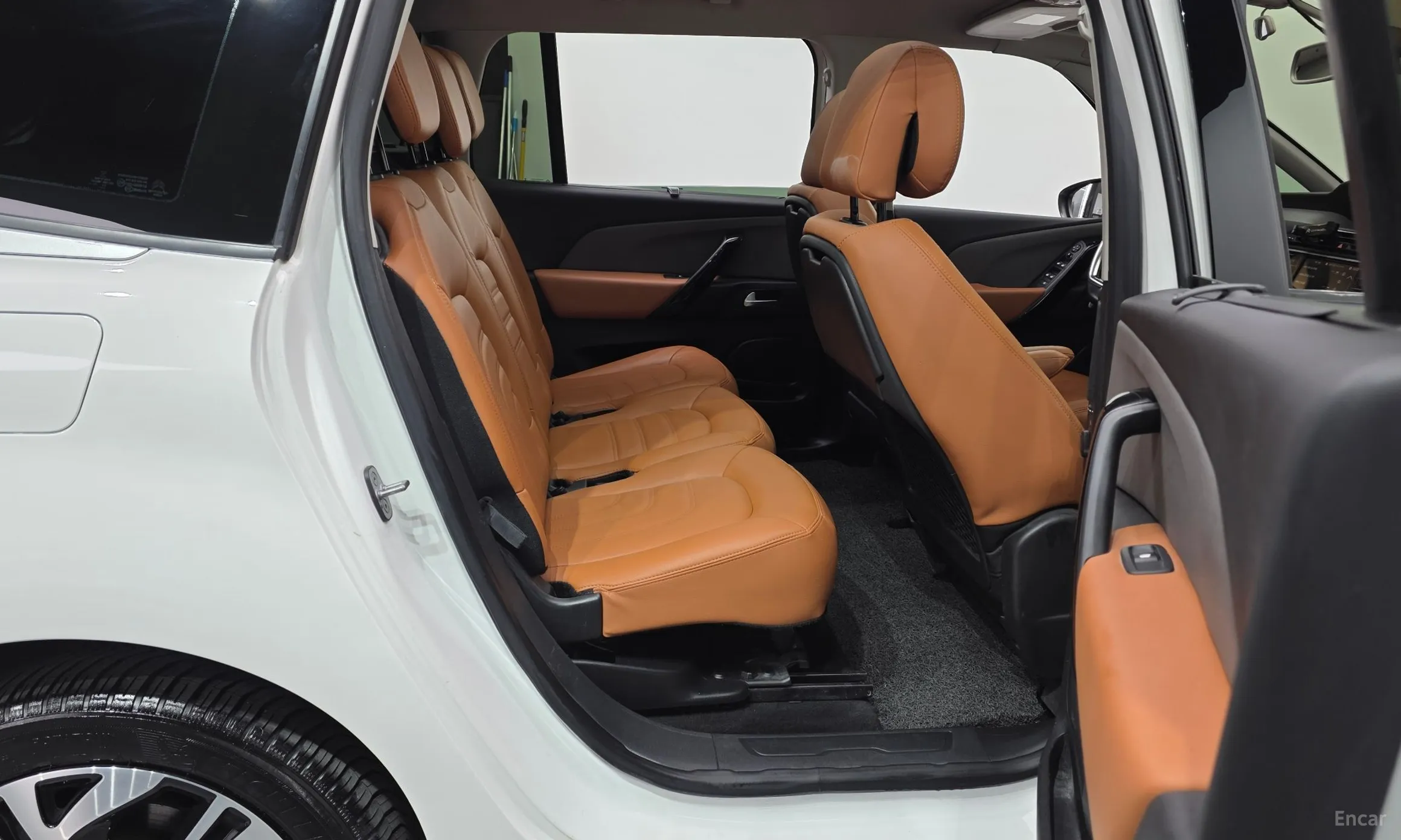 Citroën/DS Grand C4 Picasso превью 11