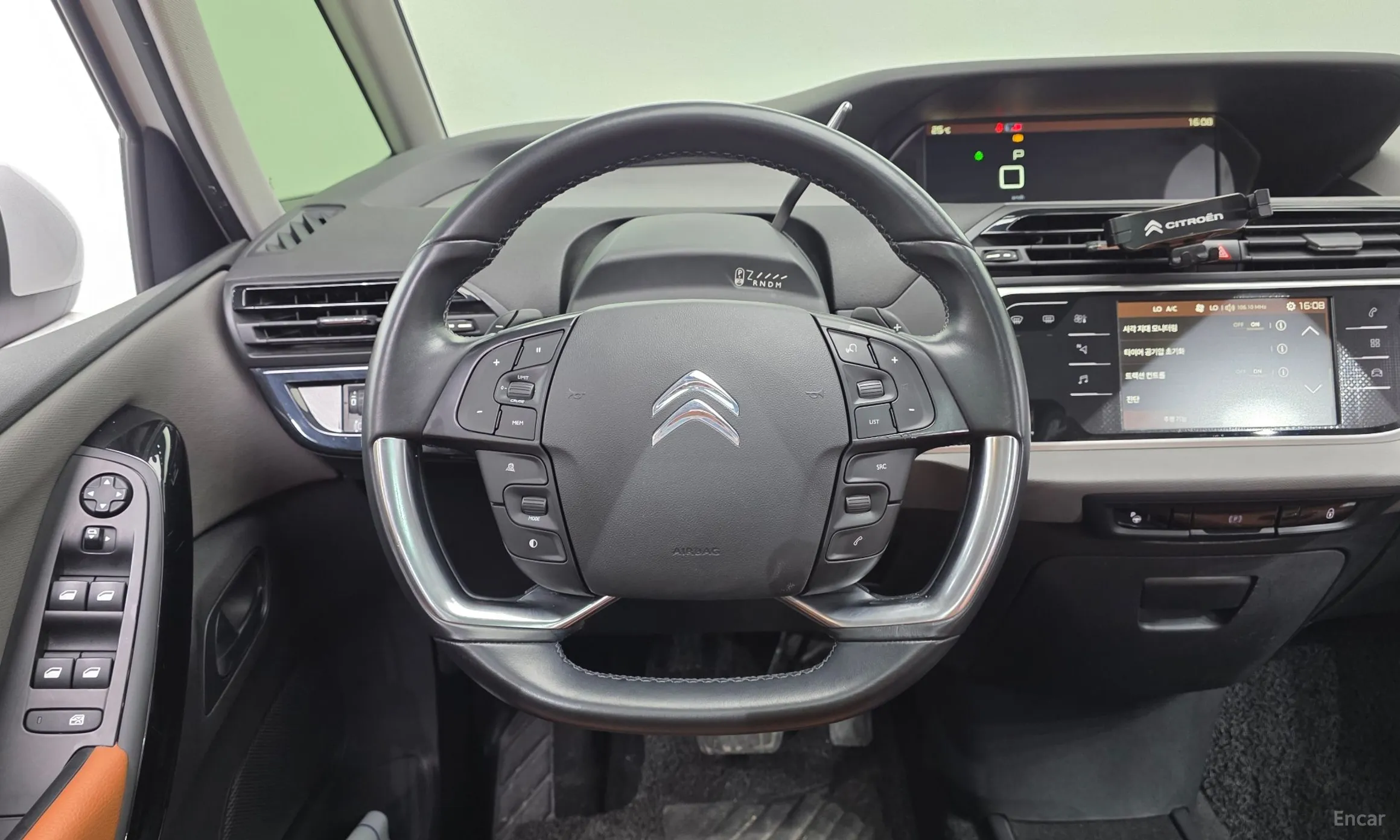Citroën/DS Grand C4 Picasso превью 15