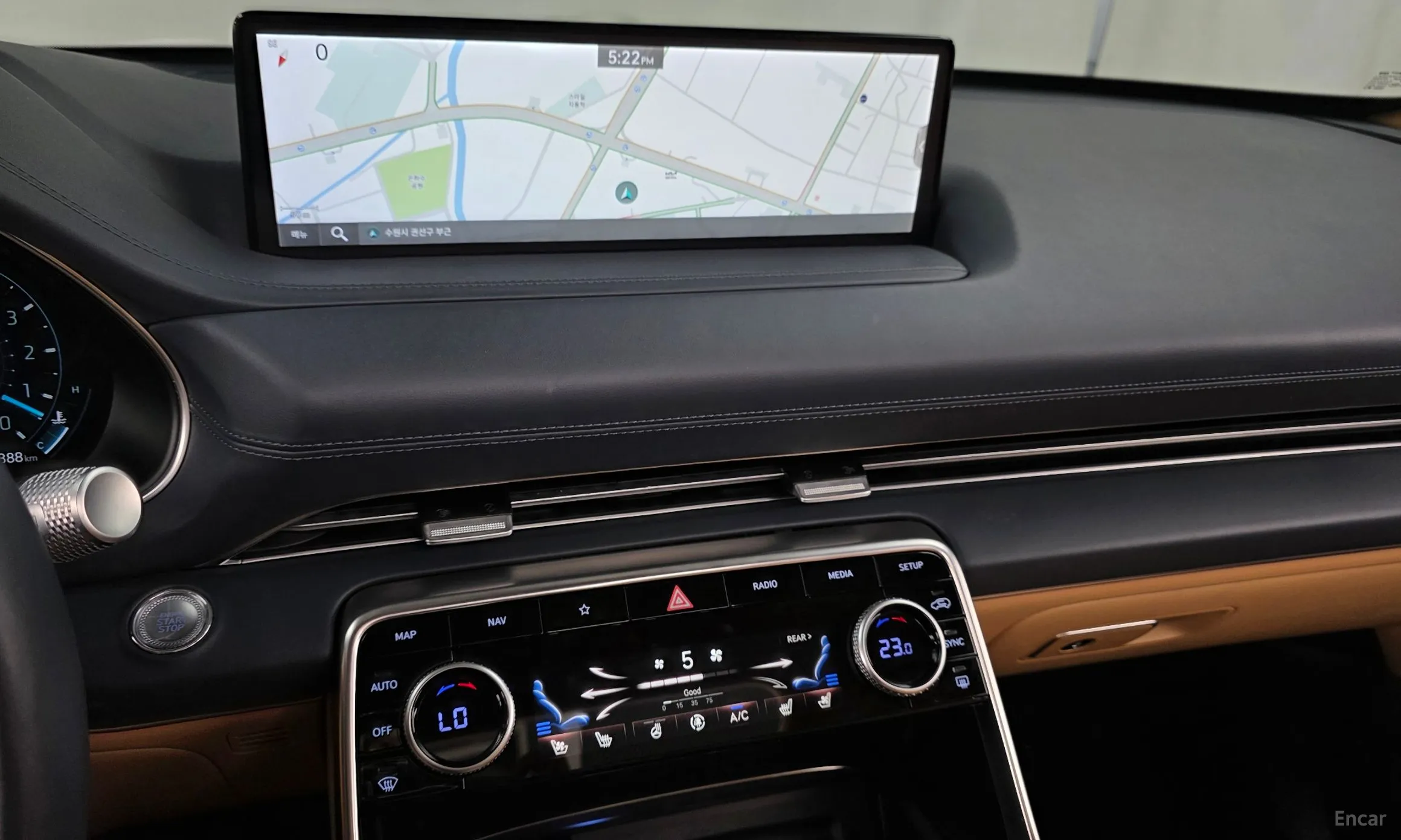 Genesis GV80 превью 13