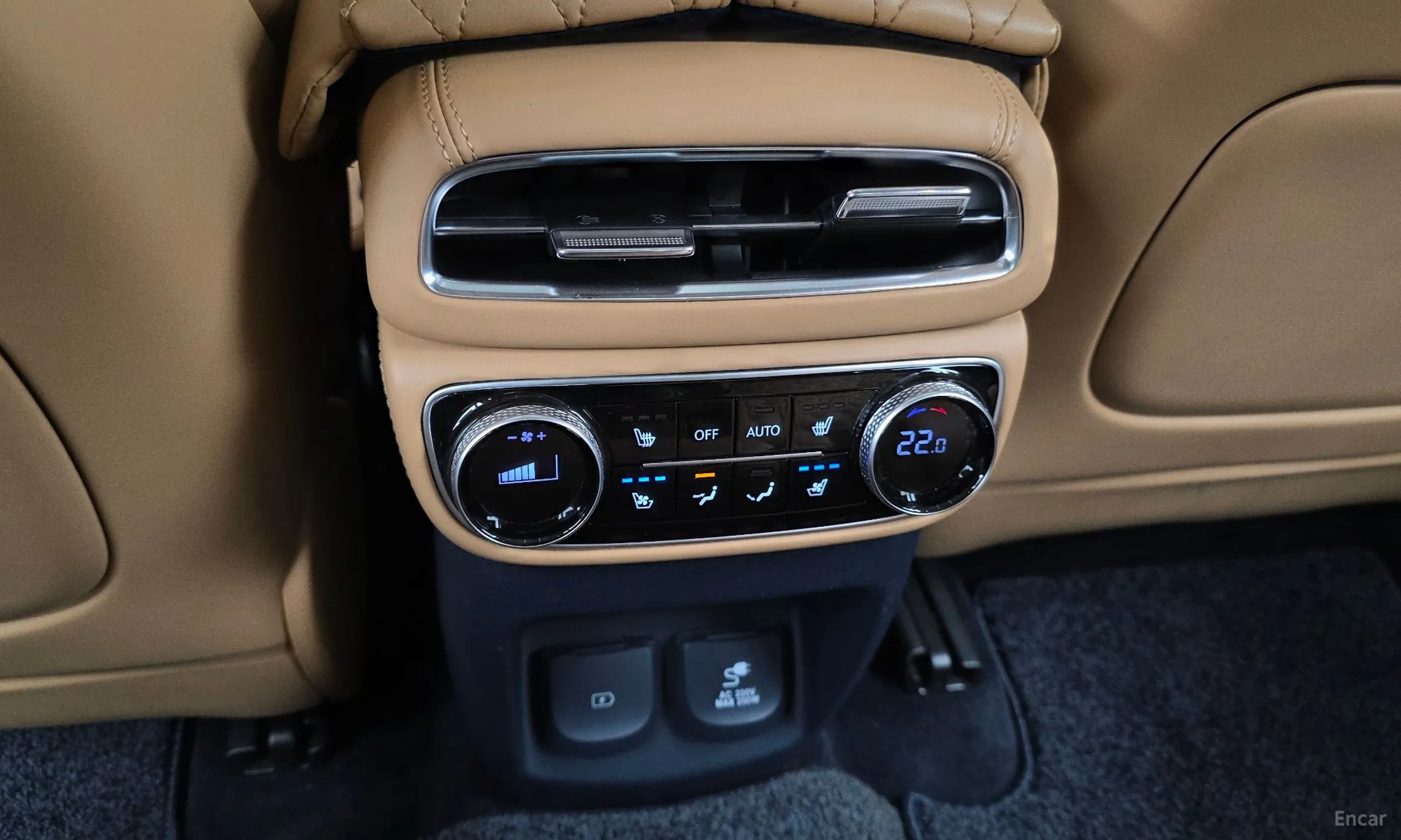 Genesis GV80 превью 18