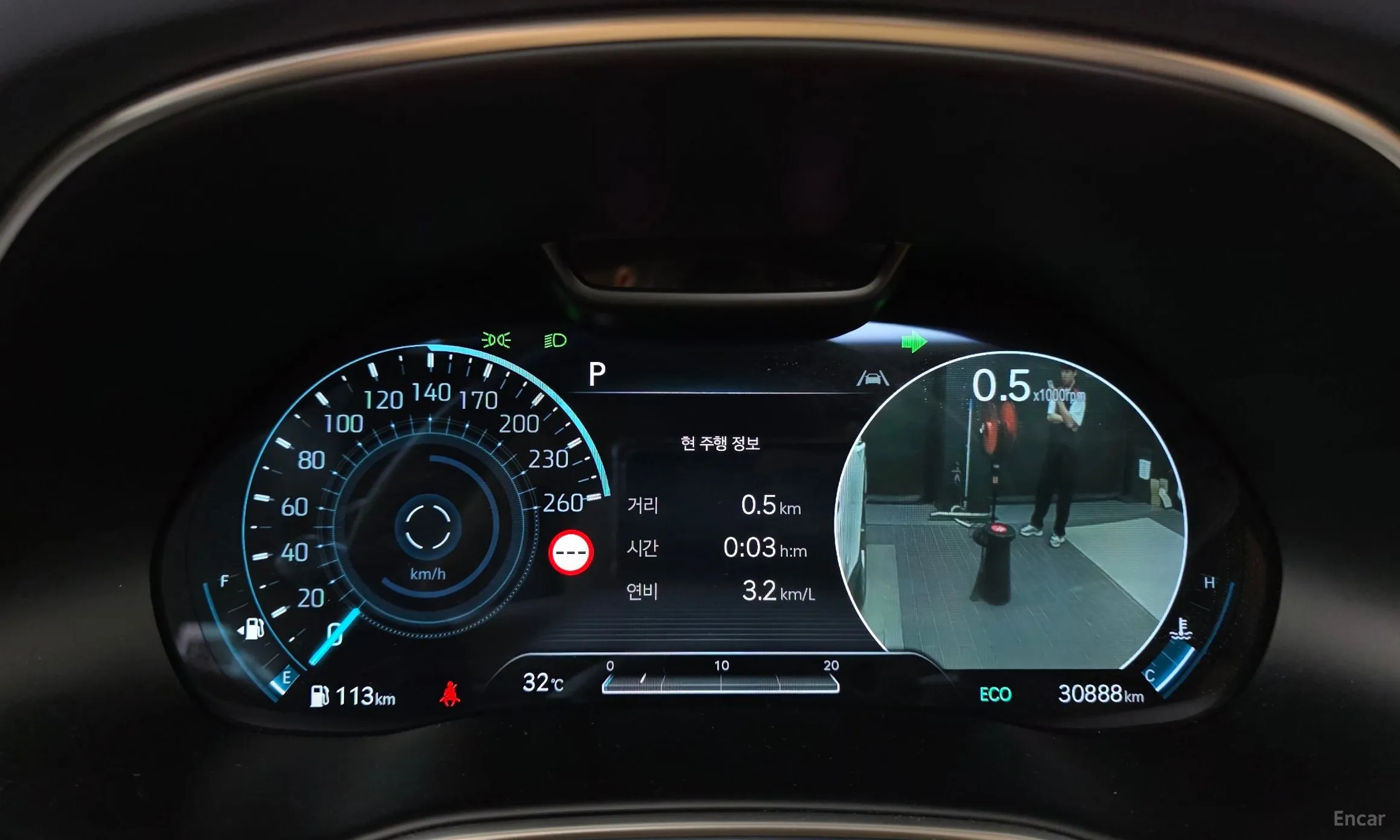 Genesis GV80 превью 8