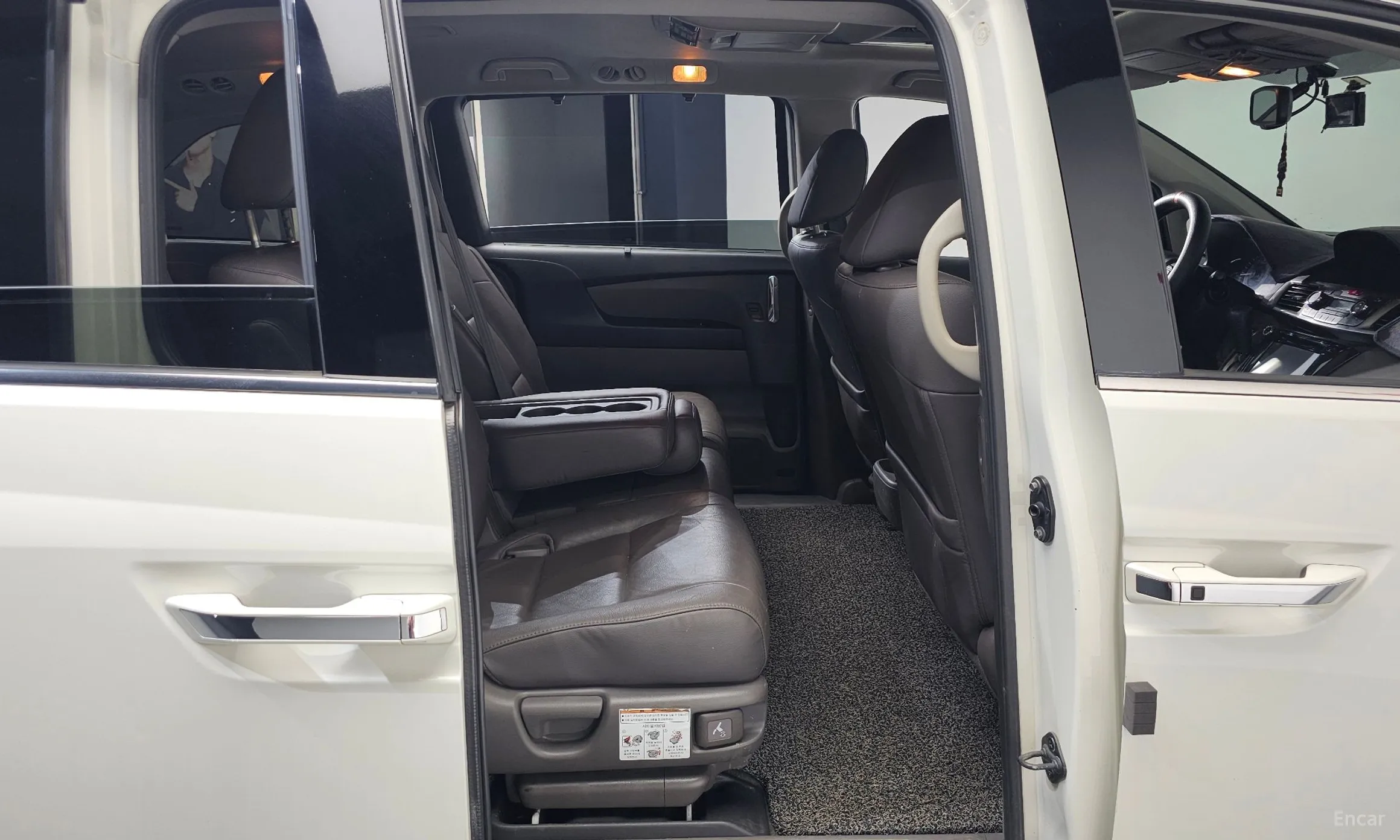 Honda Odyssey превью 11