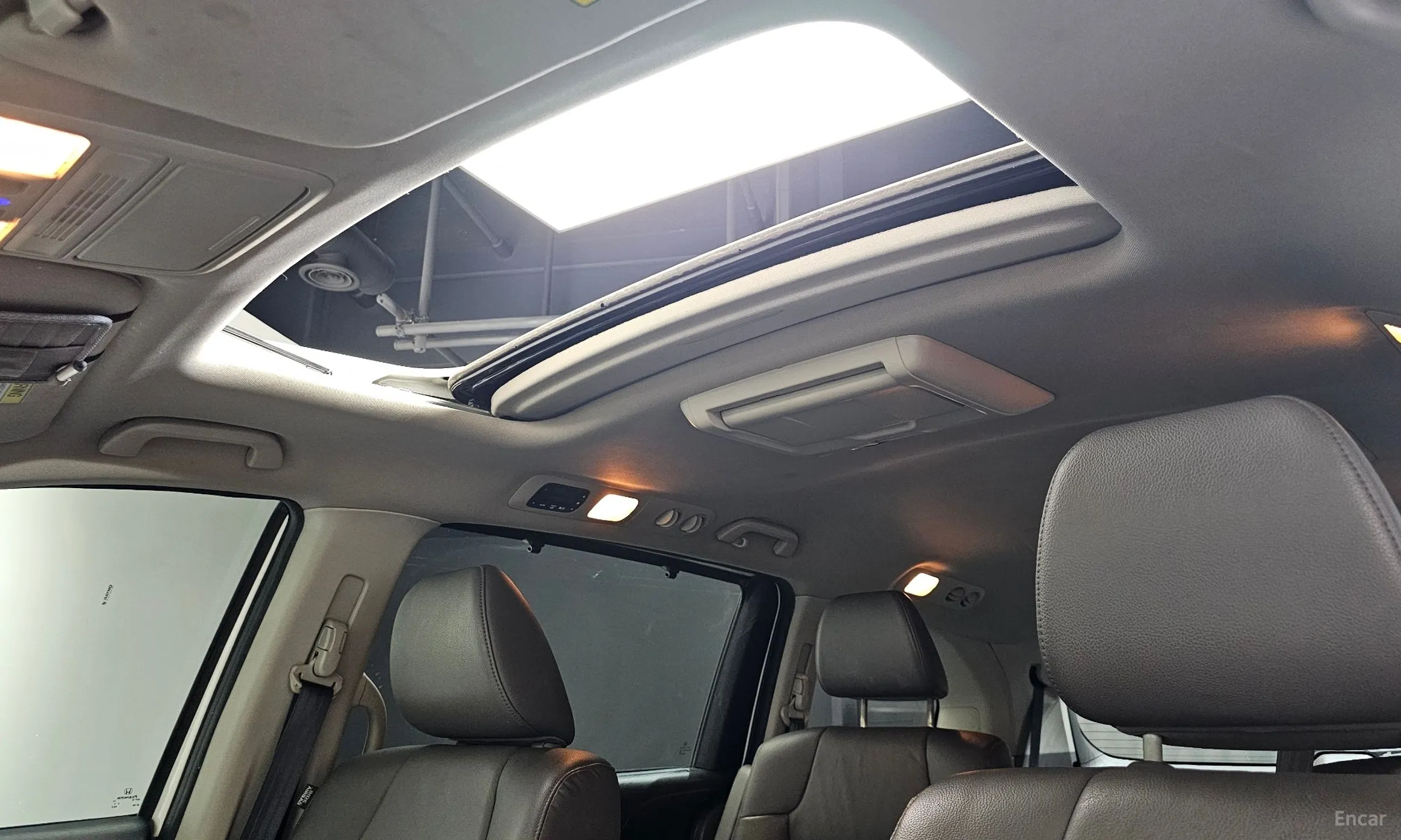 Honda Odyssey превью 15