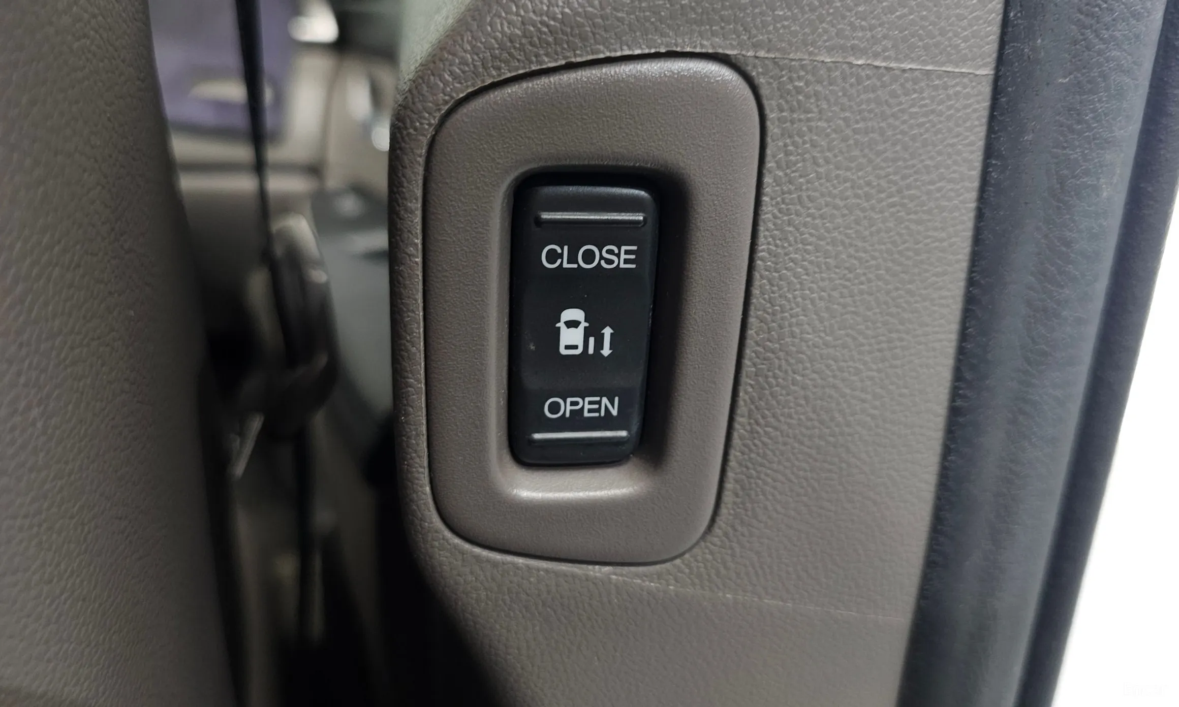 Honda Odyssey превью 18