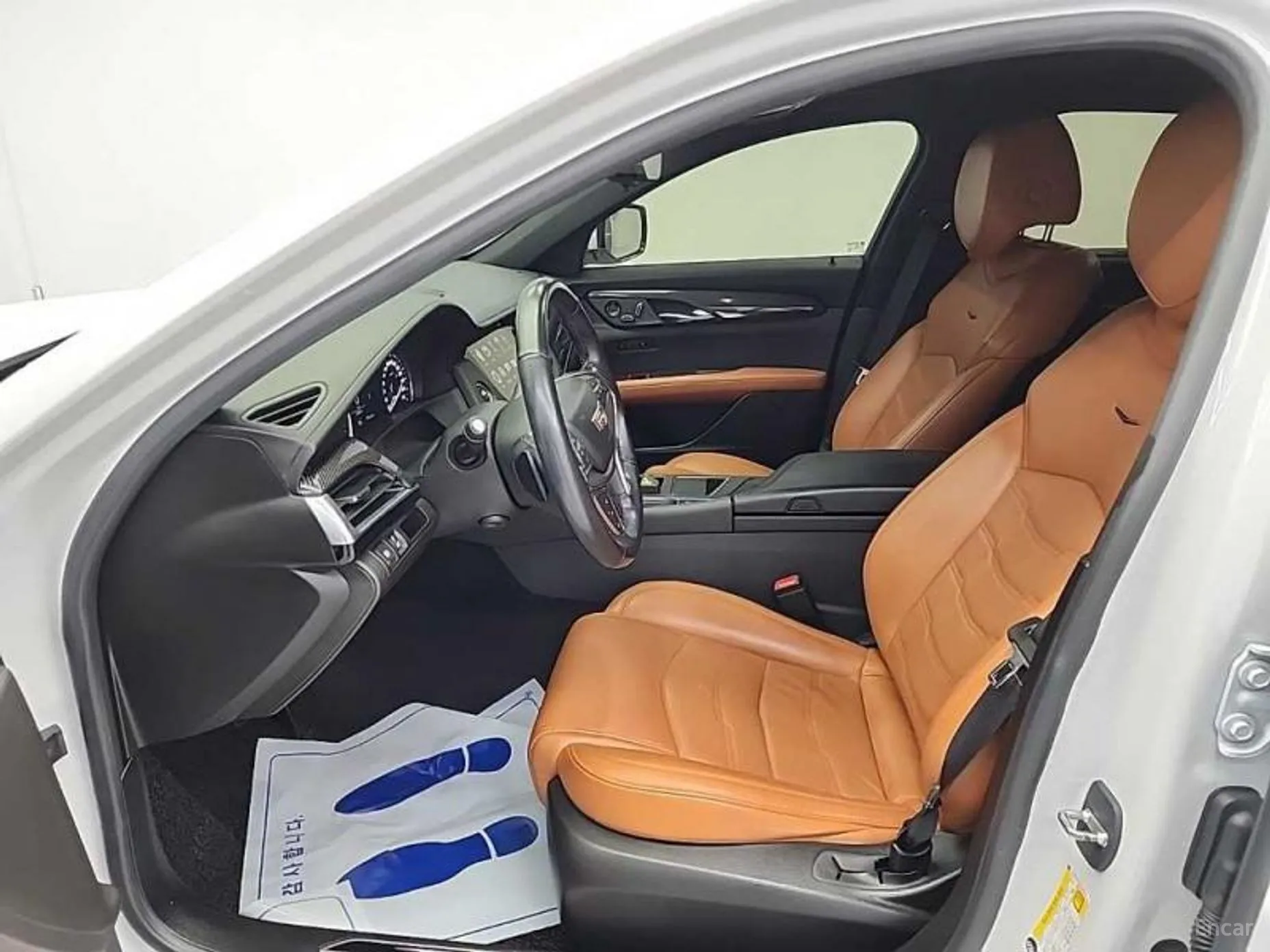 Cadillac CT6 превью 11
