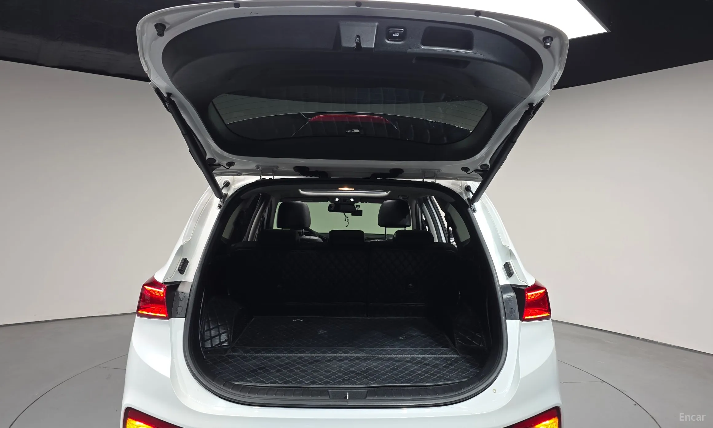 Hyundai Santa Fe TM превью 17