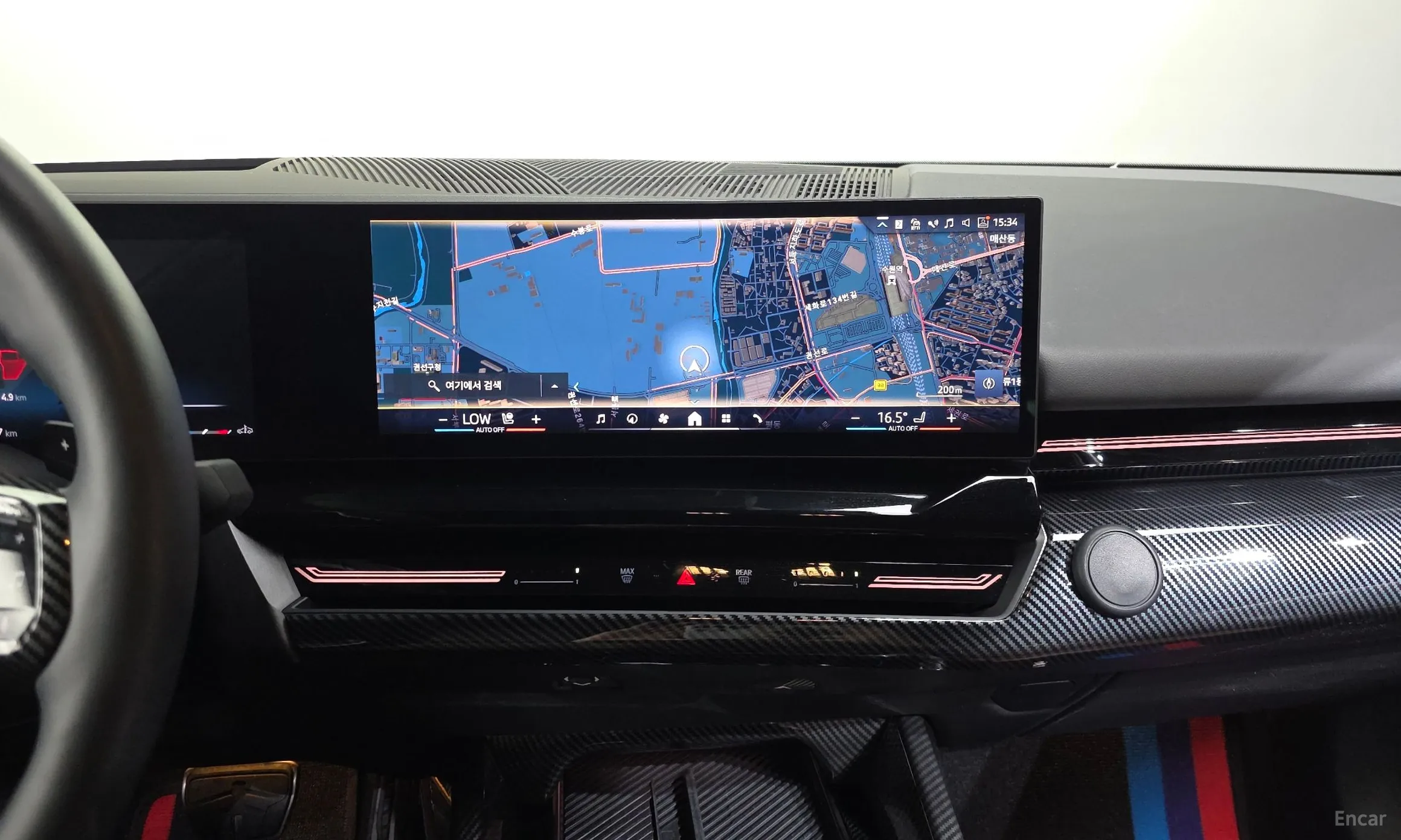 BMW 5 Series (G60) превью 14