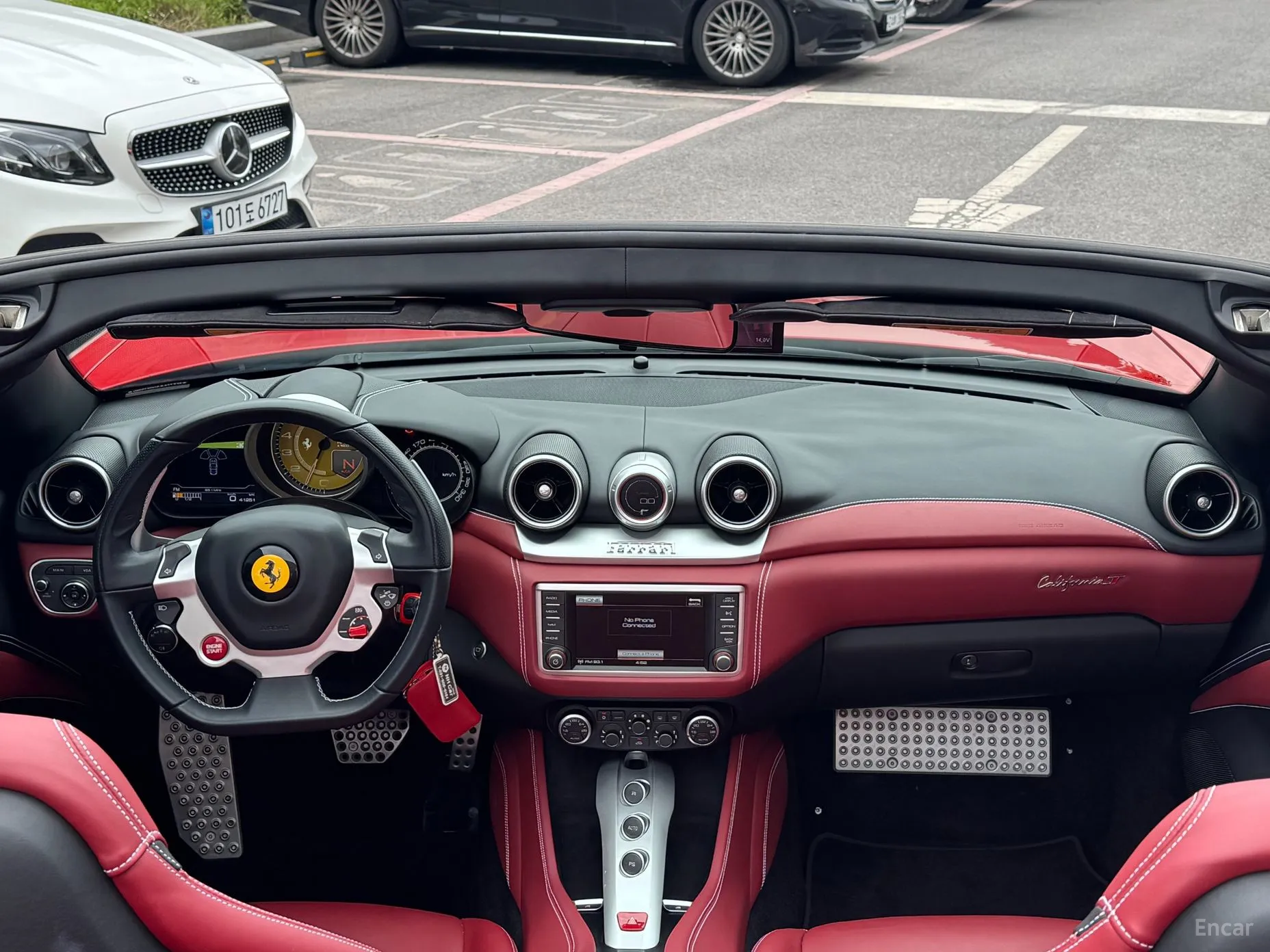 Ferrari California превью 10
