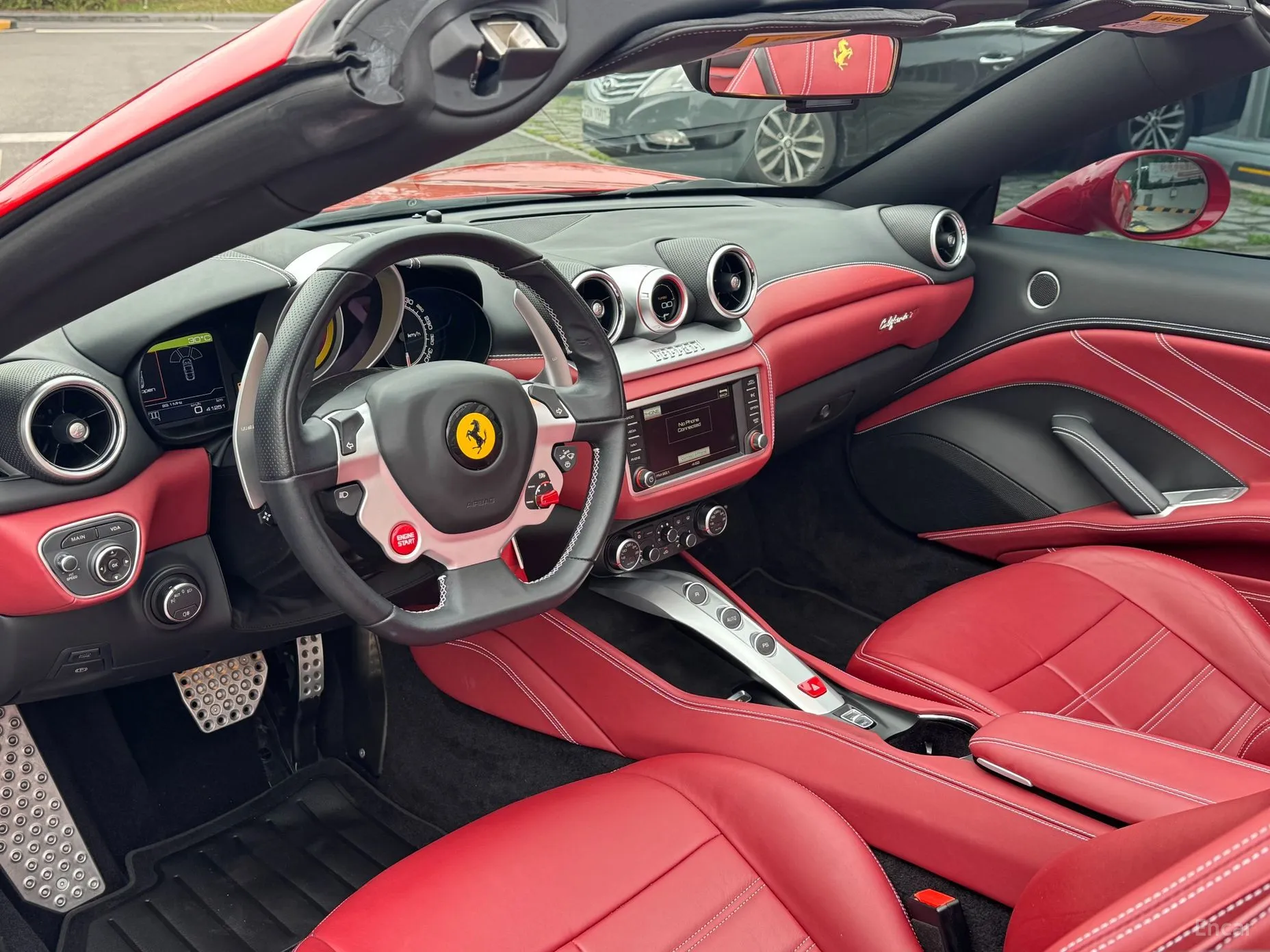 Ferrari California превью 11
