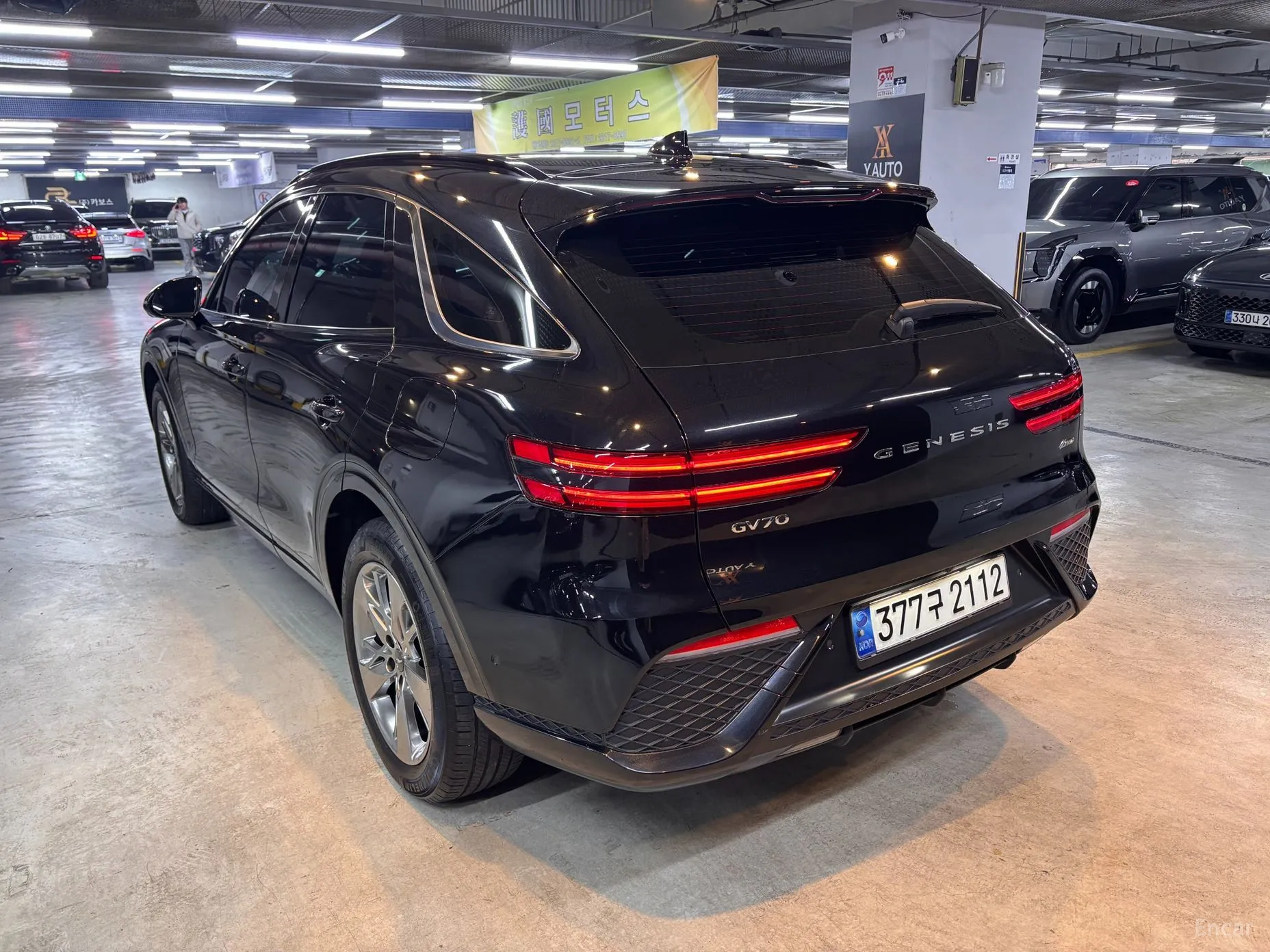 Genesis GV70 превью 2