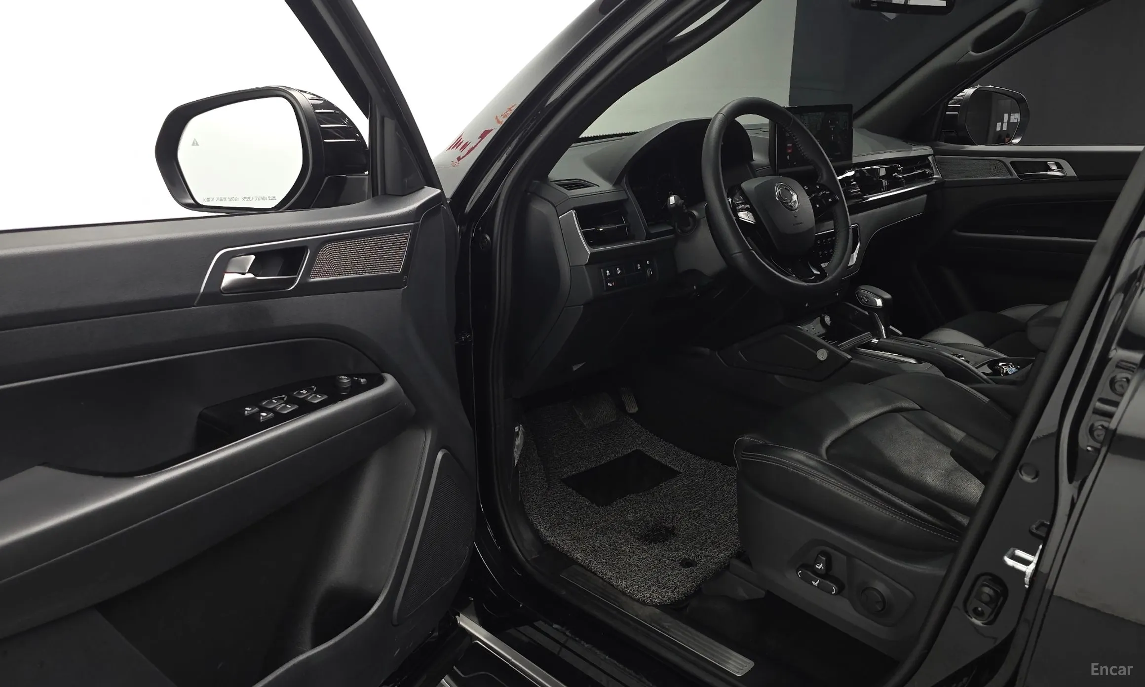 KG Mobility (SsangYong) Rexton Sports превью 11