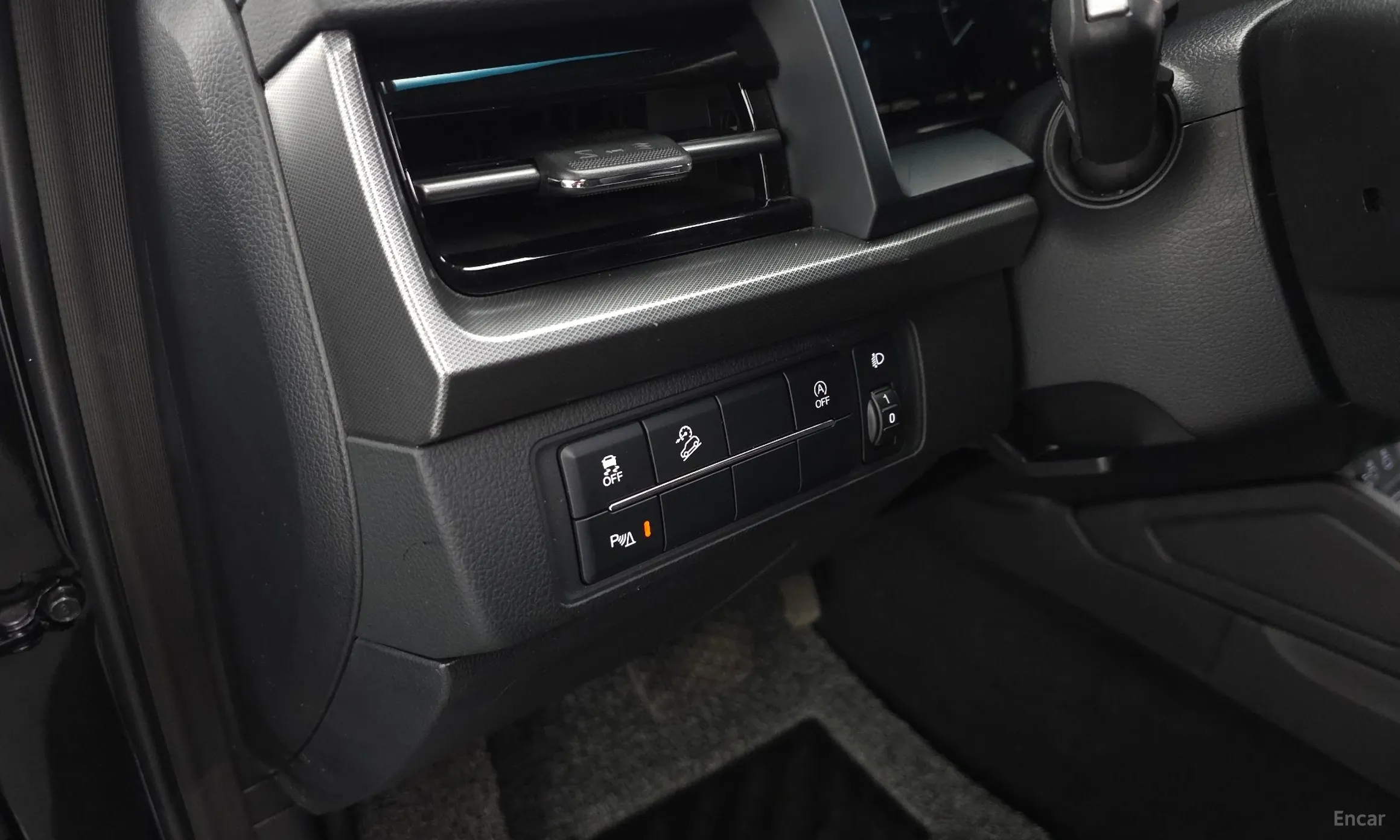 KG Mobility (SsangYong) Rexton Sports превью 18