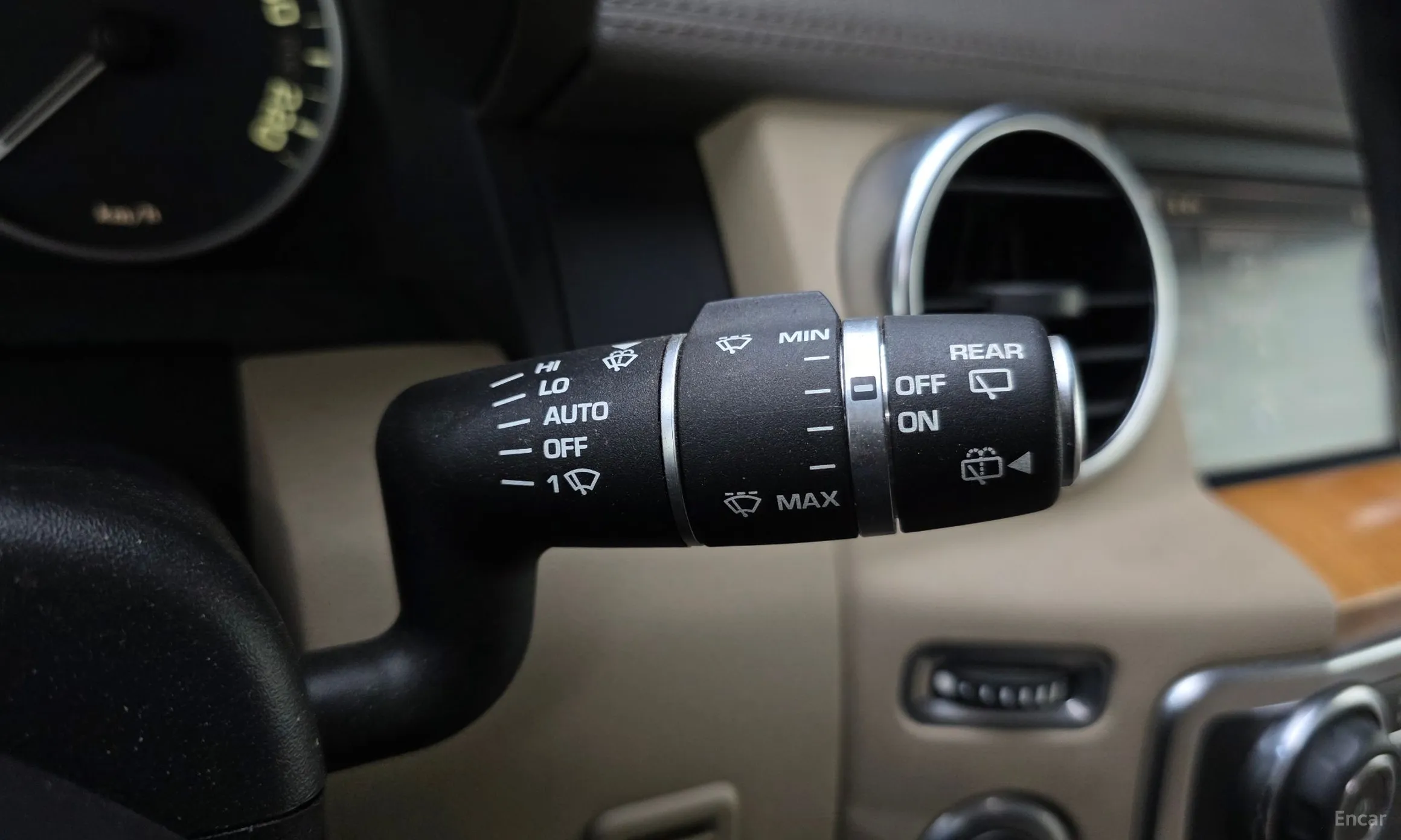 Land Rover Discovery 4 превью 15