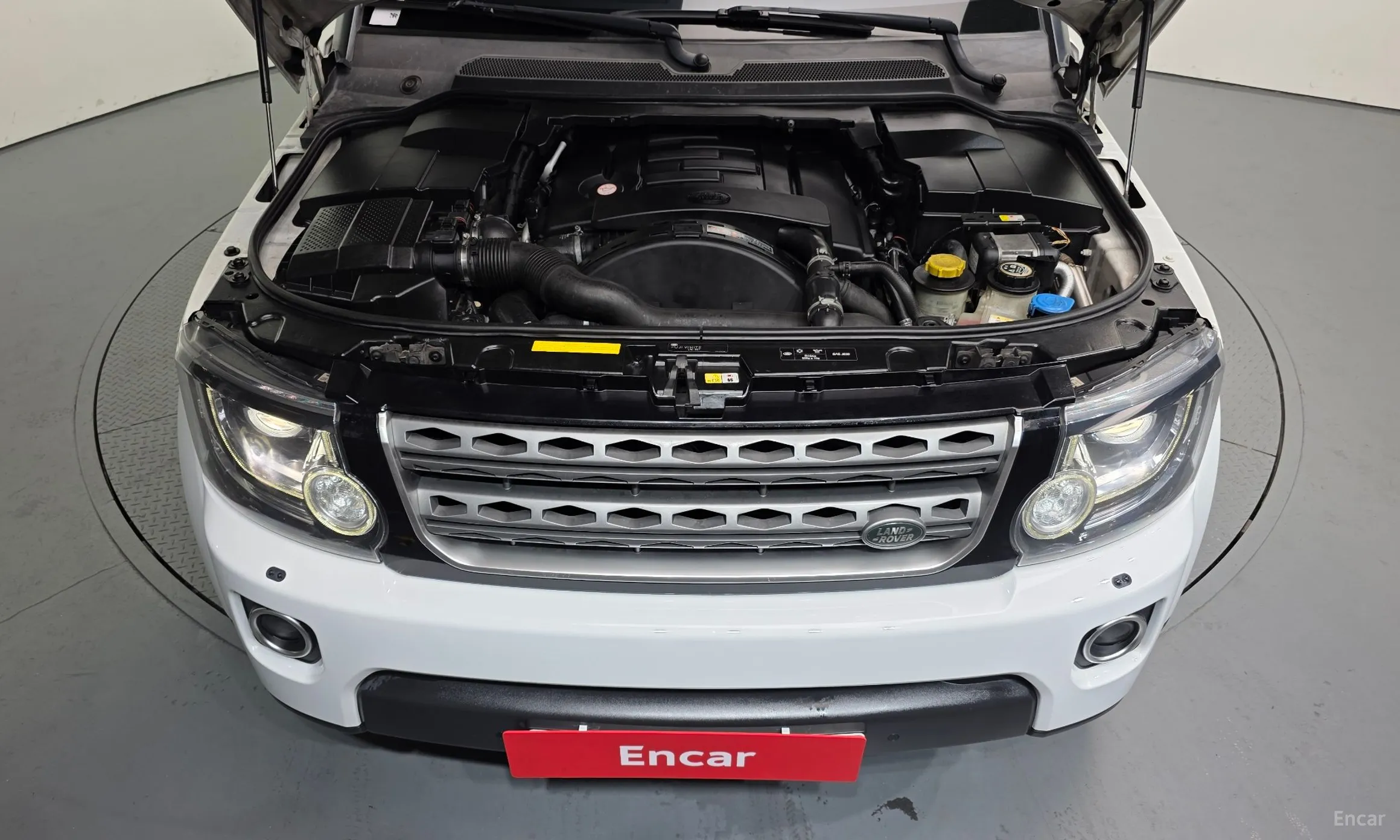 Land Rover Discovery 4 превью 6