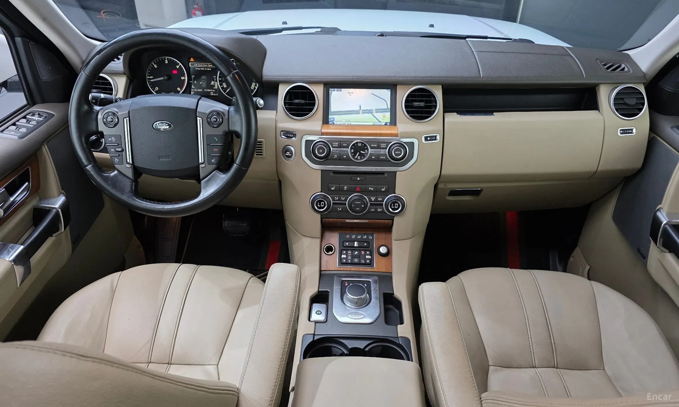 Land Rover Discovery 4 превью 7