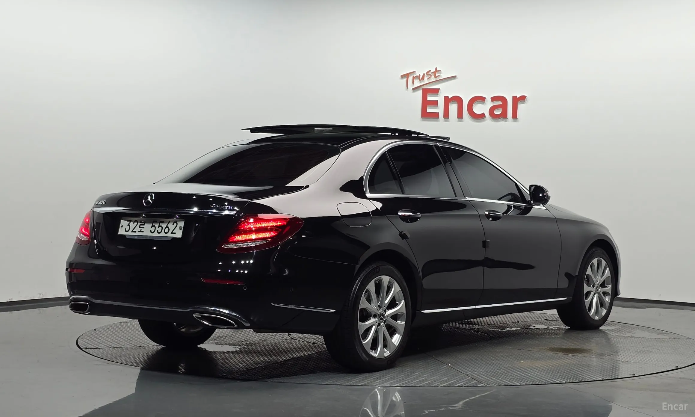 Mercedes Benz E-Class W213