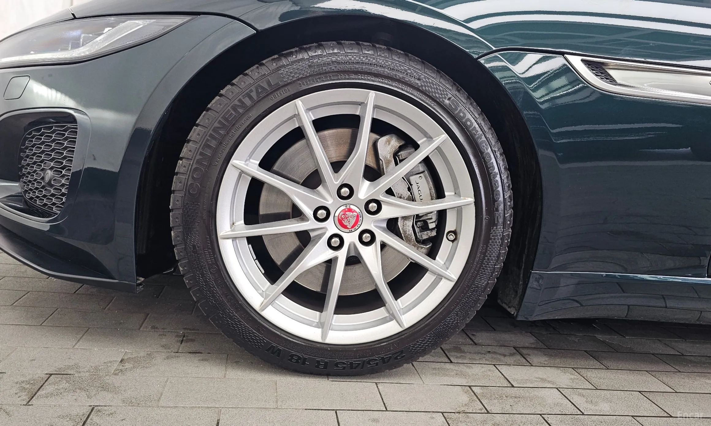 Jaguar F-TYPE превью 5
