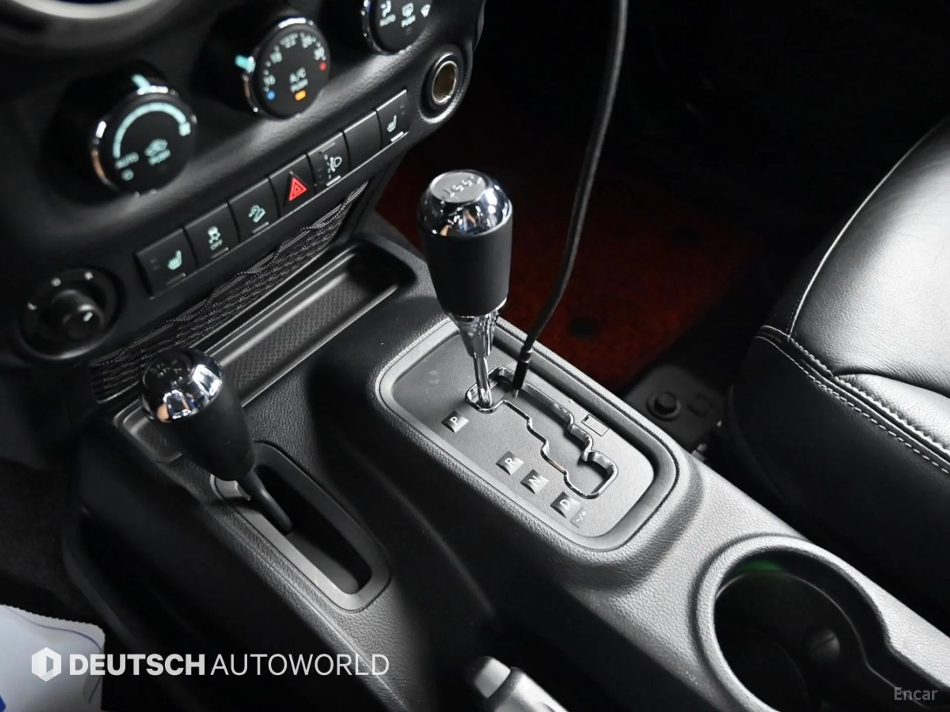 Jeep Wrangler (JK) превью 9
