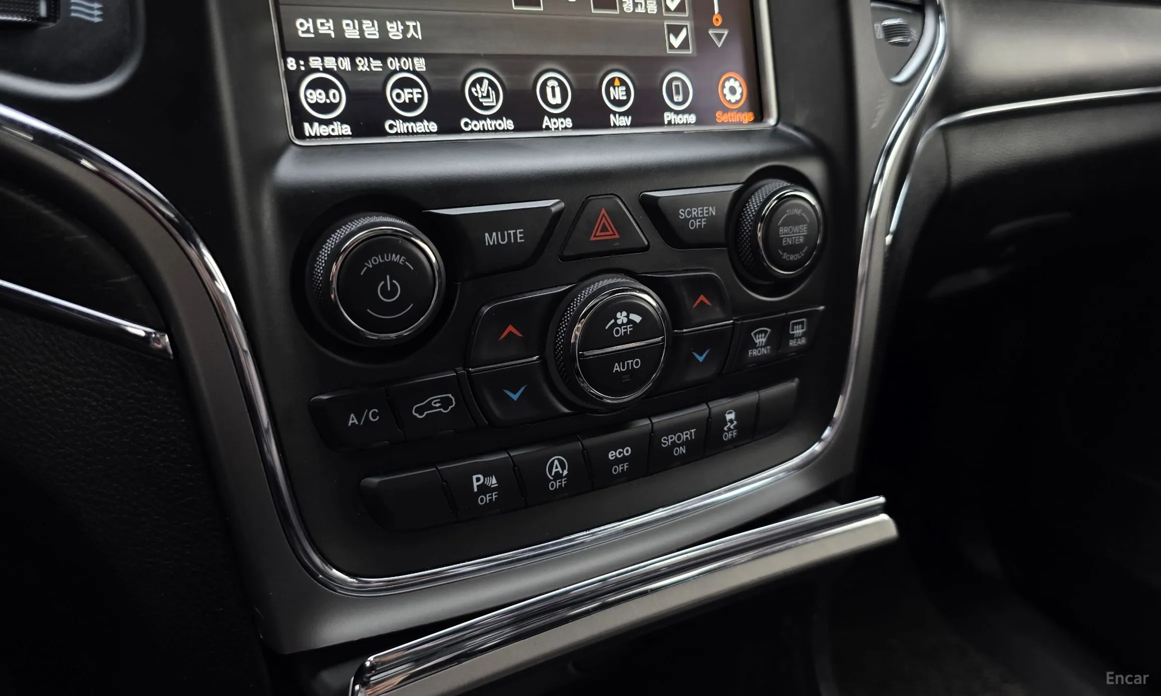 Jeep Grand Cherokee превью 20