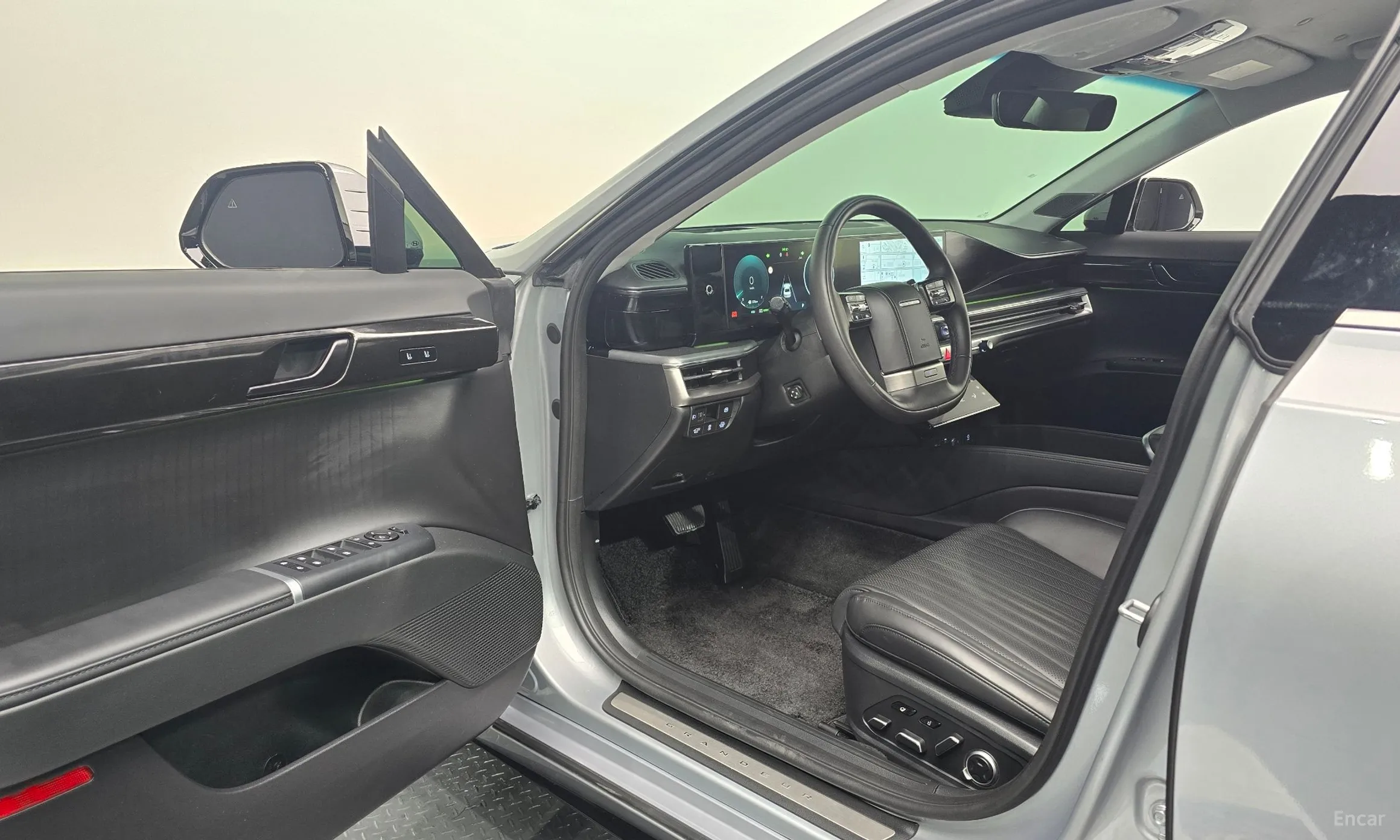 Hyundai Grandeur Hybrid (GN7) превью 10